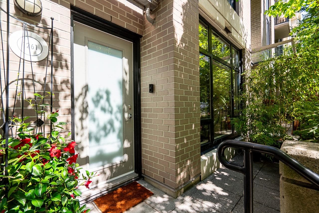 1261 Richards Street, Vancouver, V6B 3G3 — photo 5