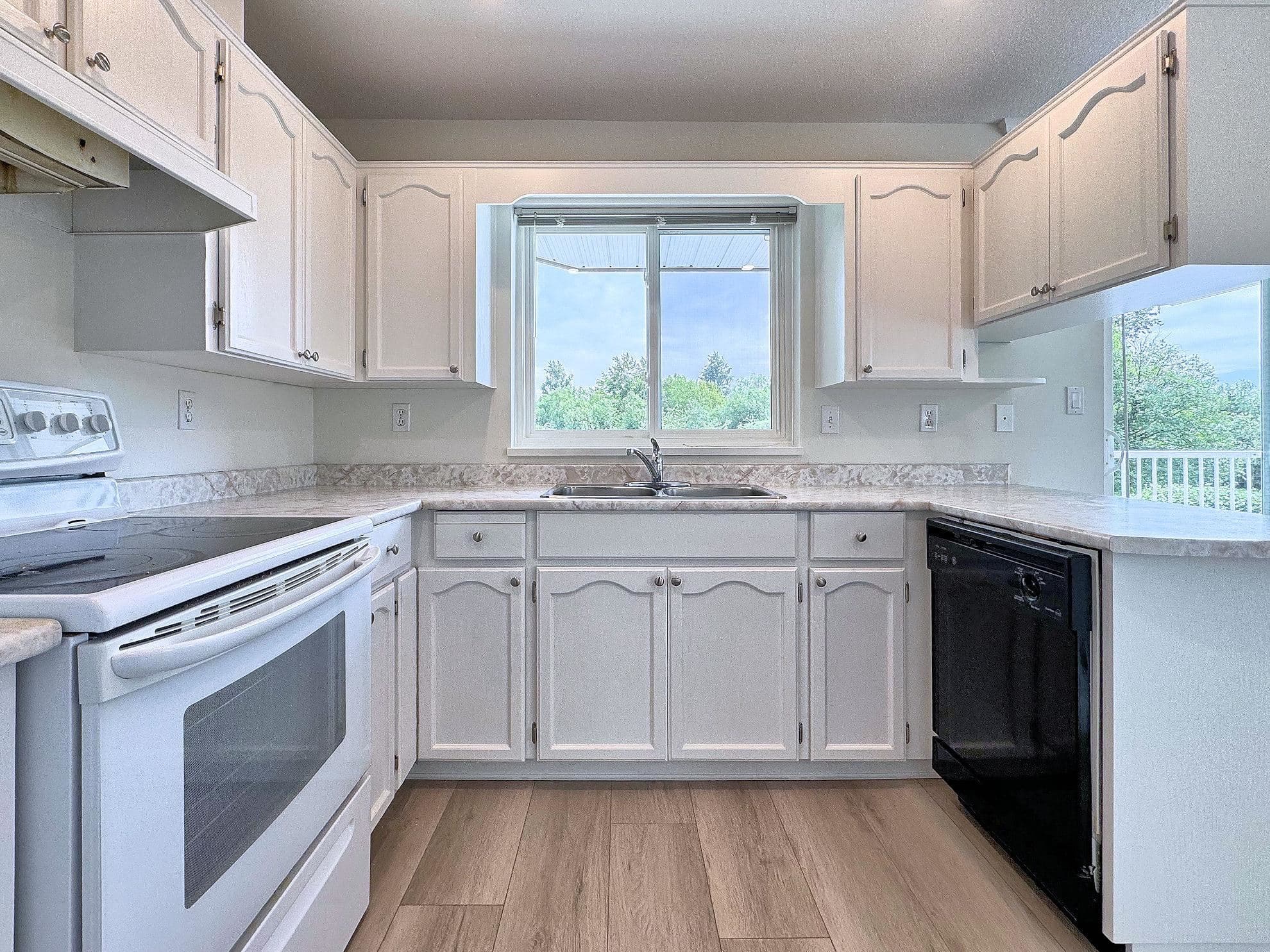 118 - 20600 53a Avenue, Langley, V3A 8C2 — photo 1