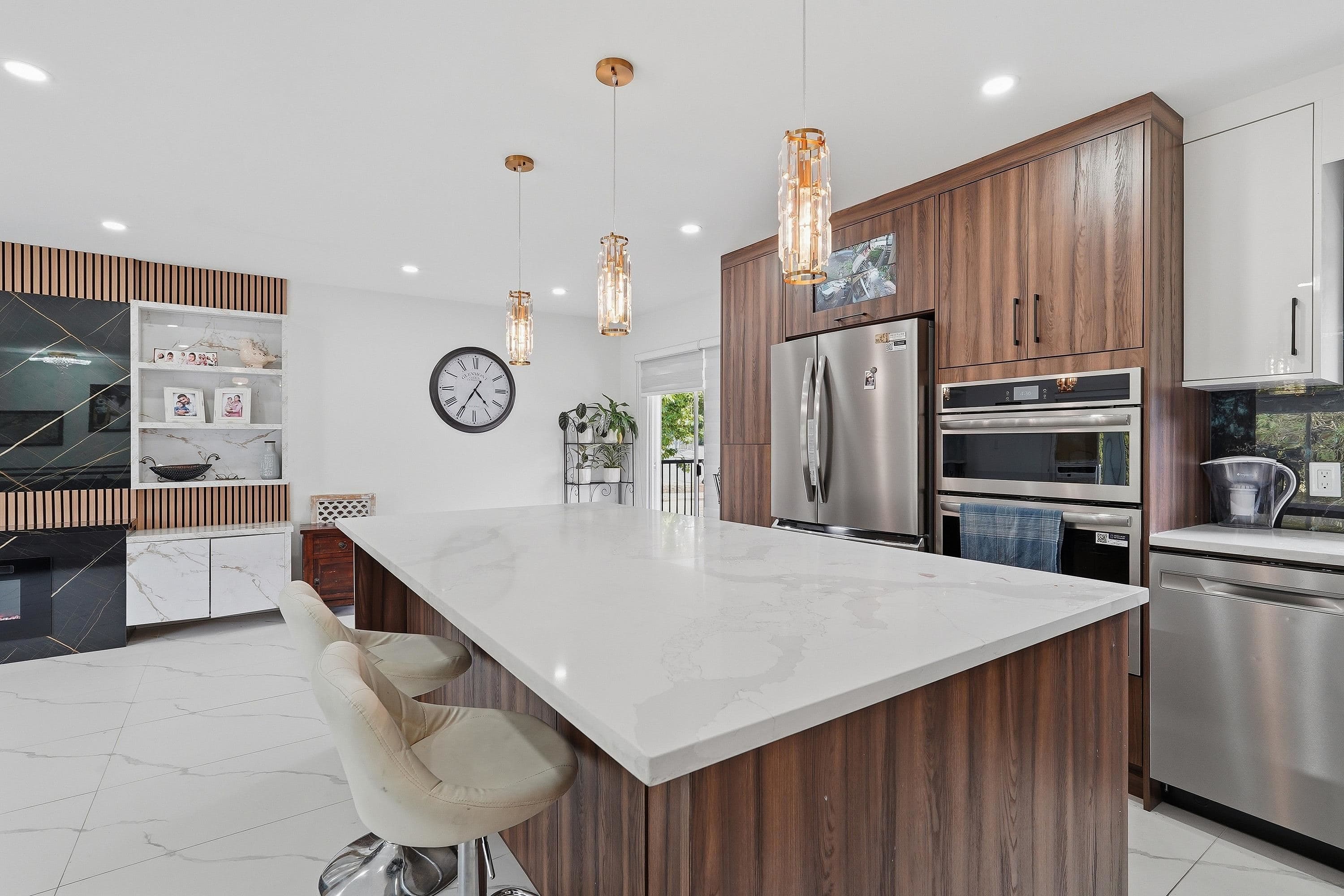 17886 59a Avenue, Surrey, V3S 1R1 — photo 5