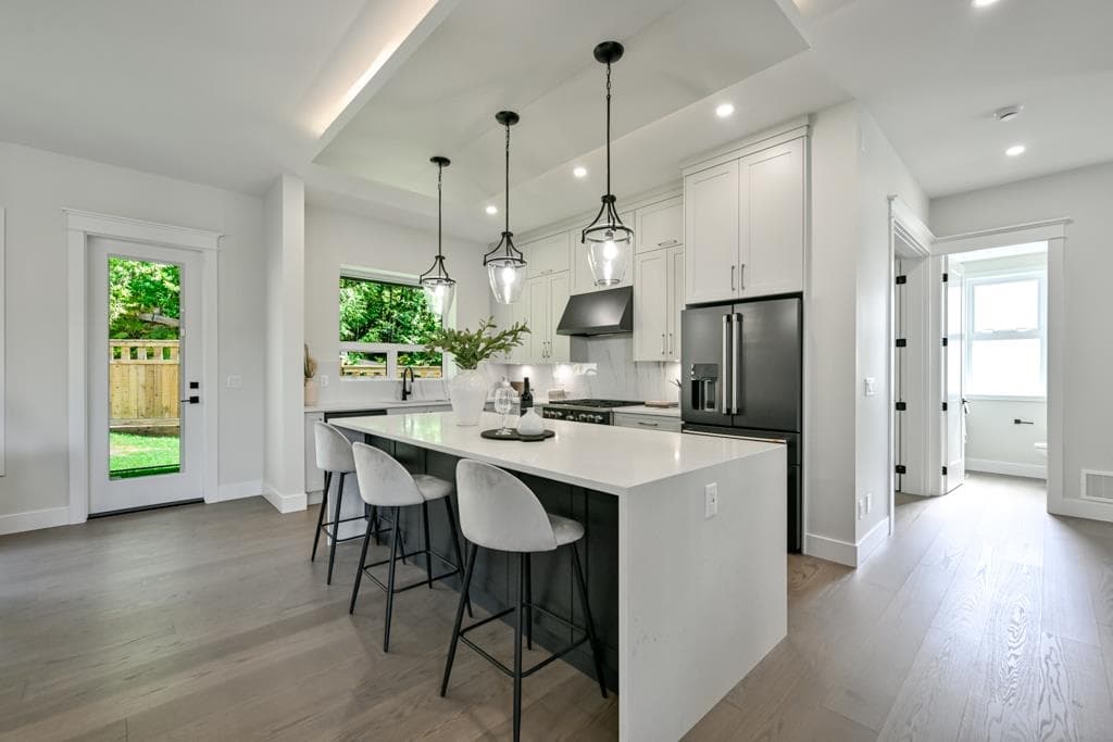 1527 Dayton Street, Coquitlam, V3E 0L2 — photo 3