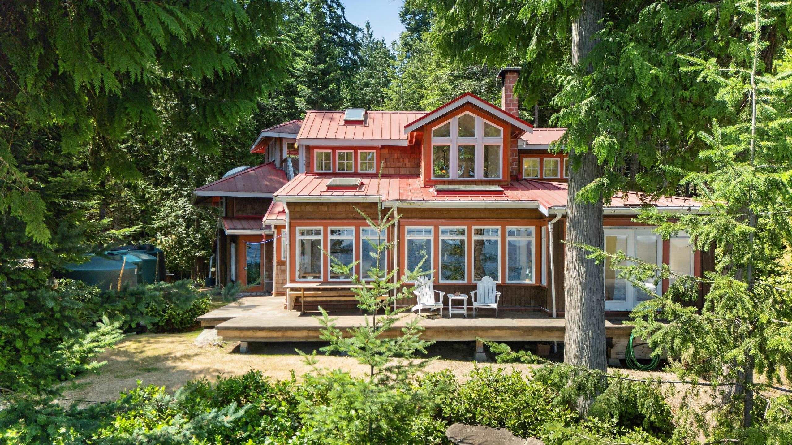 105 Island Park Drive, Galiano Island, V0N 1P0 — photo 2