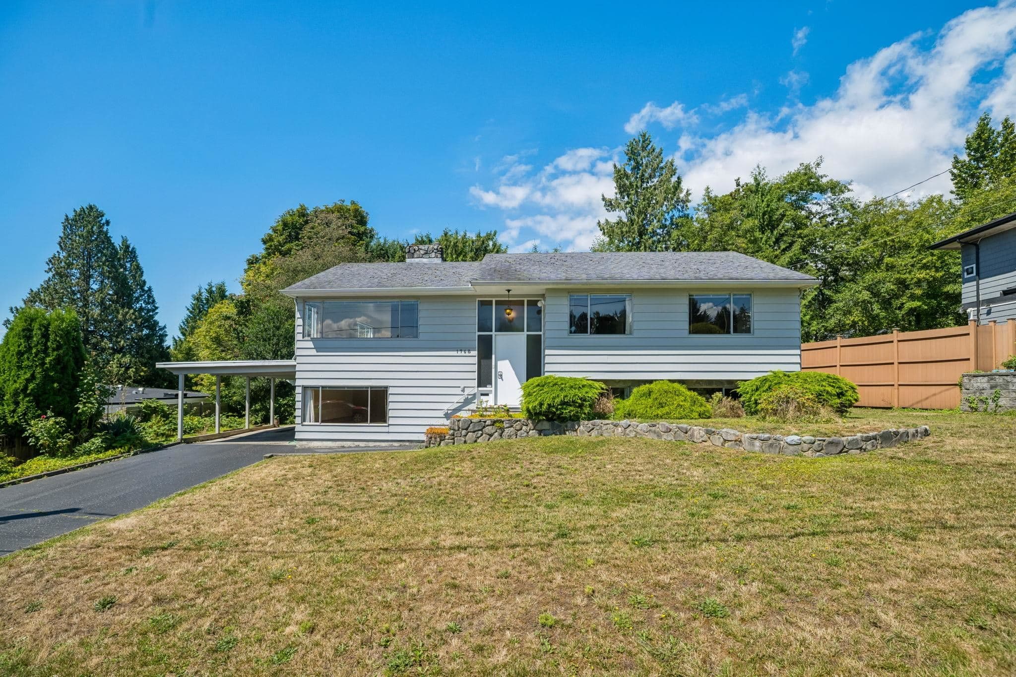 1768 Ottawa Place, West Vancouver, V7V 2T7 — photo 1