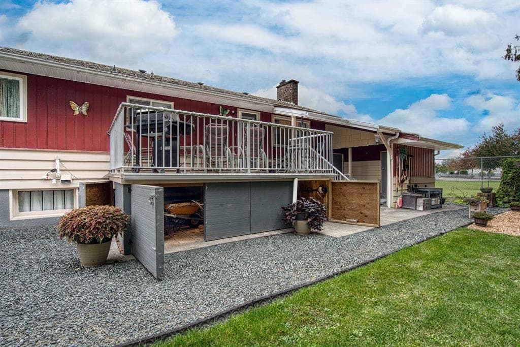 8668 Coventry Place, Chilliwack, V2P 4V5 — photo 3
