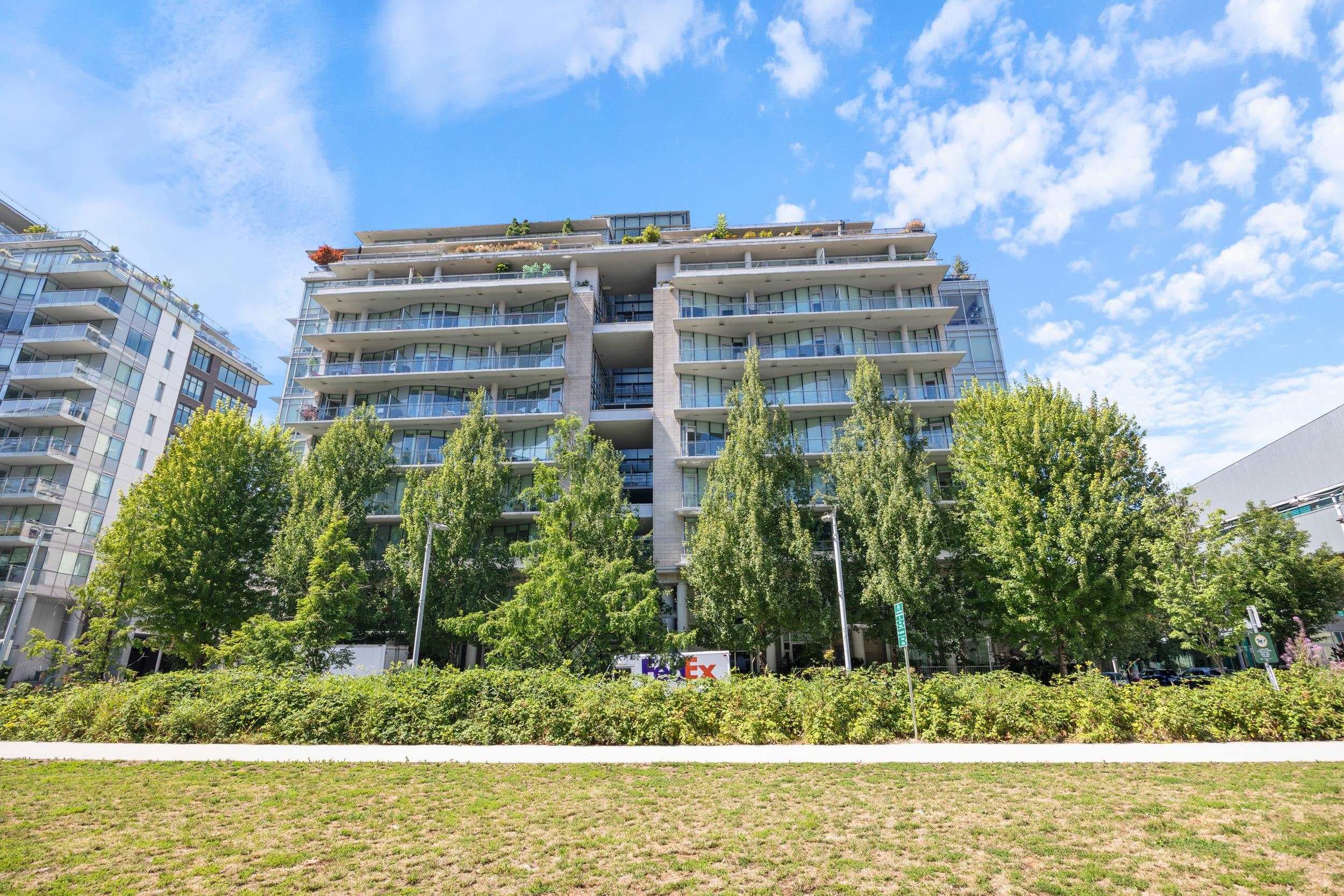 806 - 1633 Ontario Street, Vancouver, V5Y 0C2 — photo 2