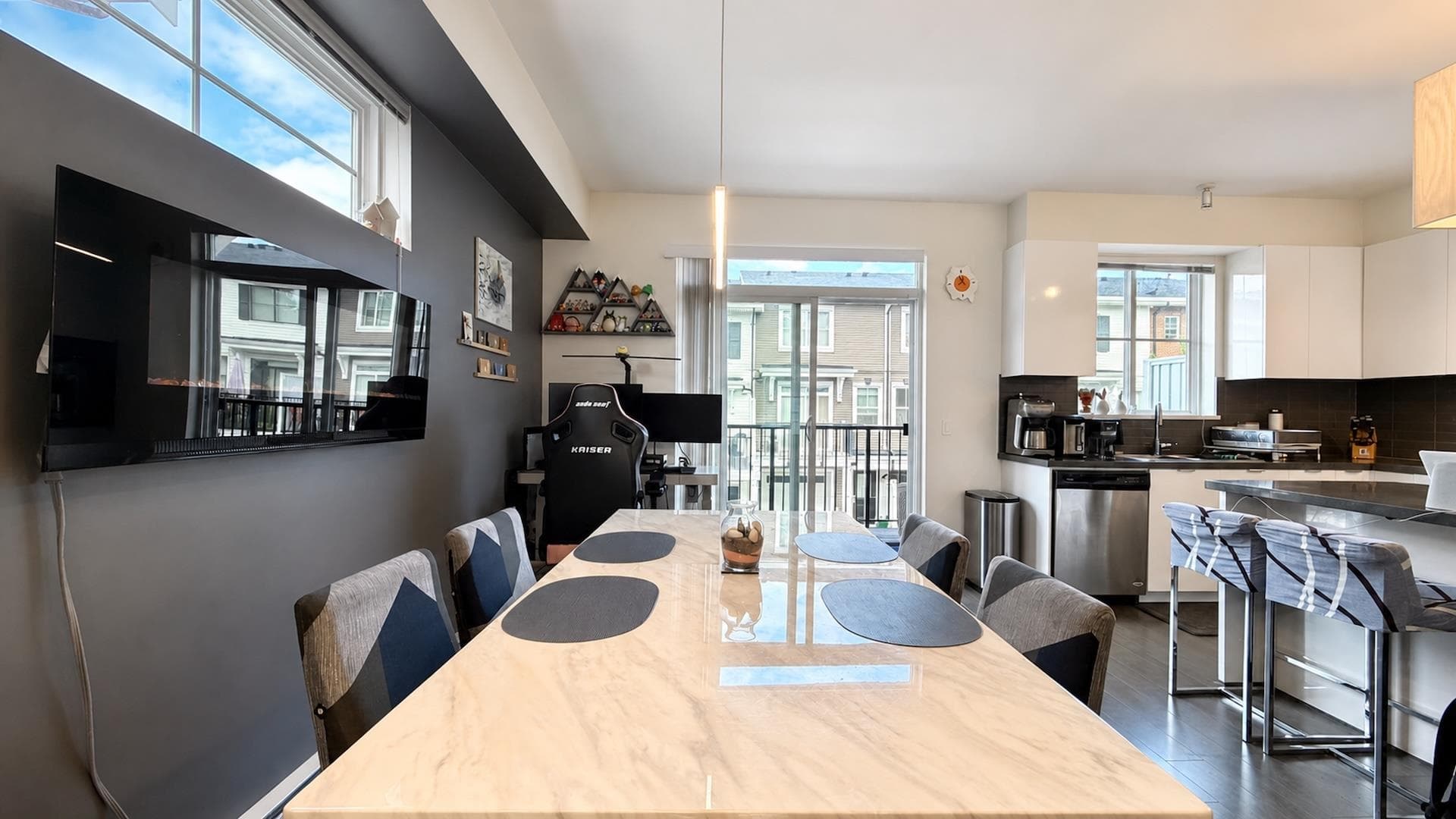 32 - 10735 84 Avenue, Delta, V4C 0C7 — photo 4