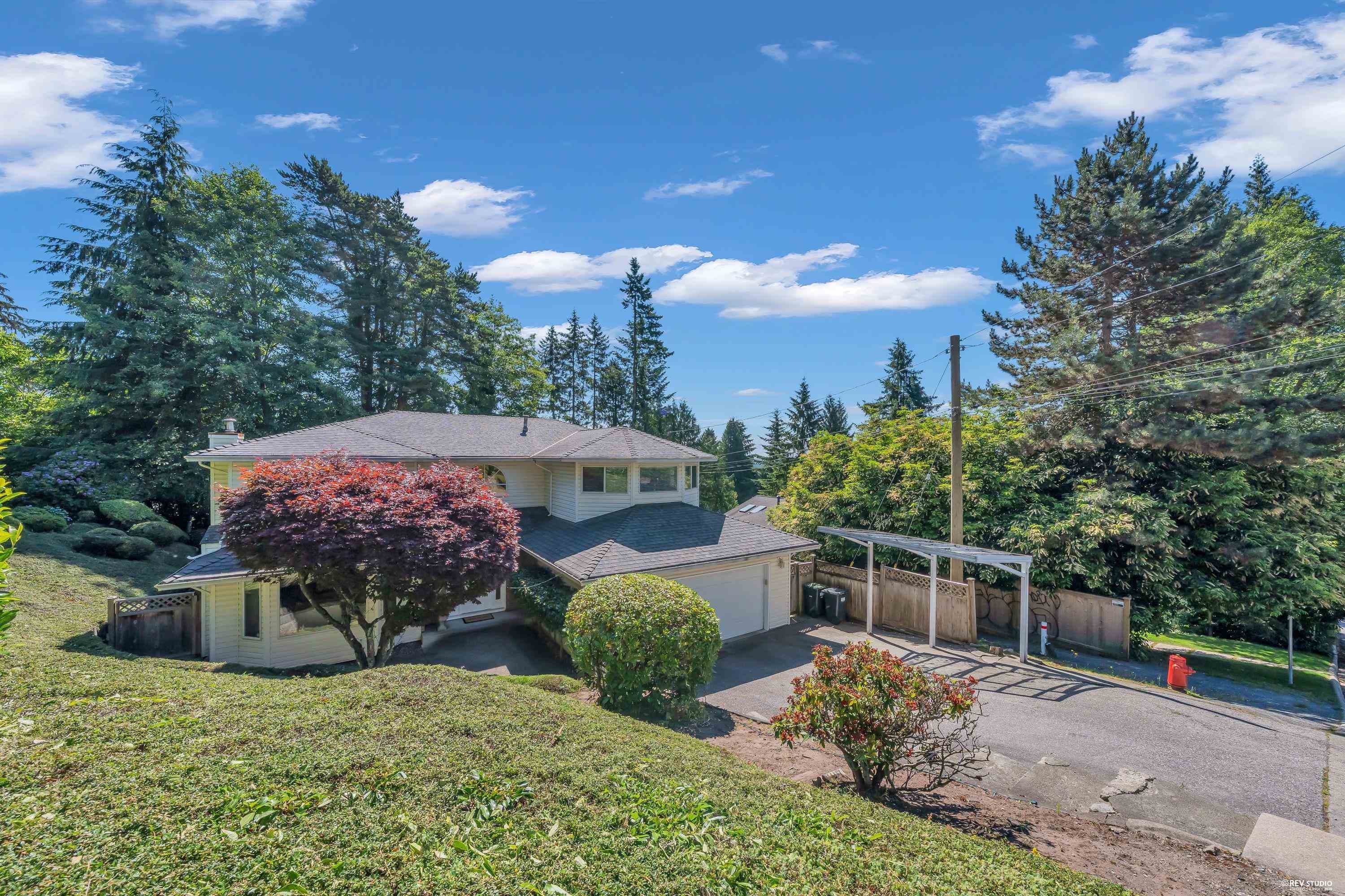 3898 Fromme Road, North Vancouver, V7K 2G2 — photo 2