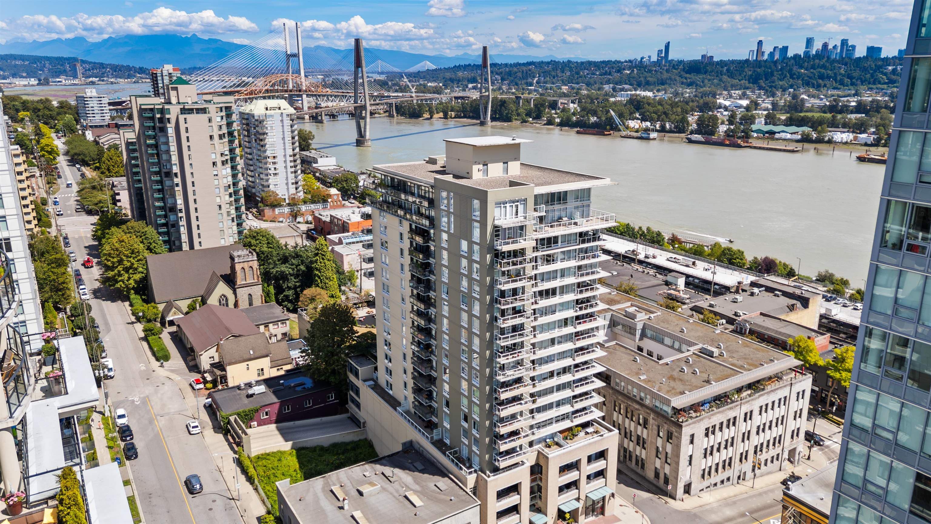 1408 - 39 Sixth Street, New Westminster, V3L 0B3 — photo 1
