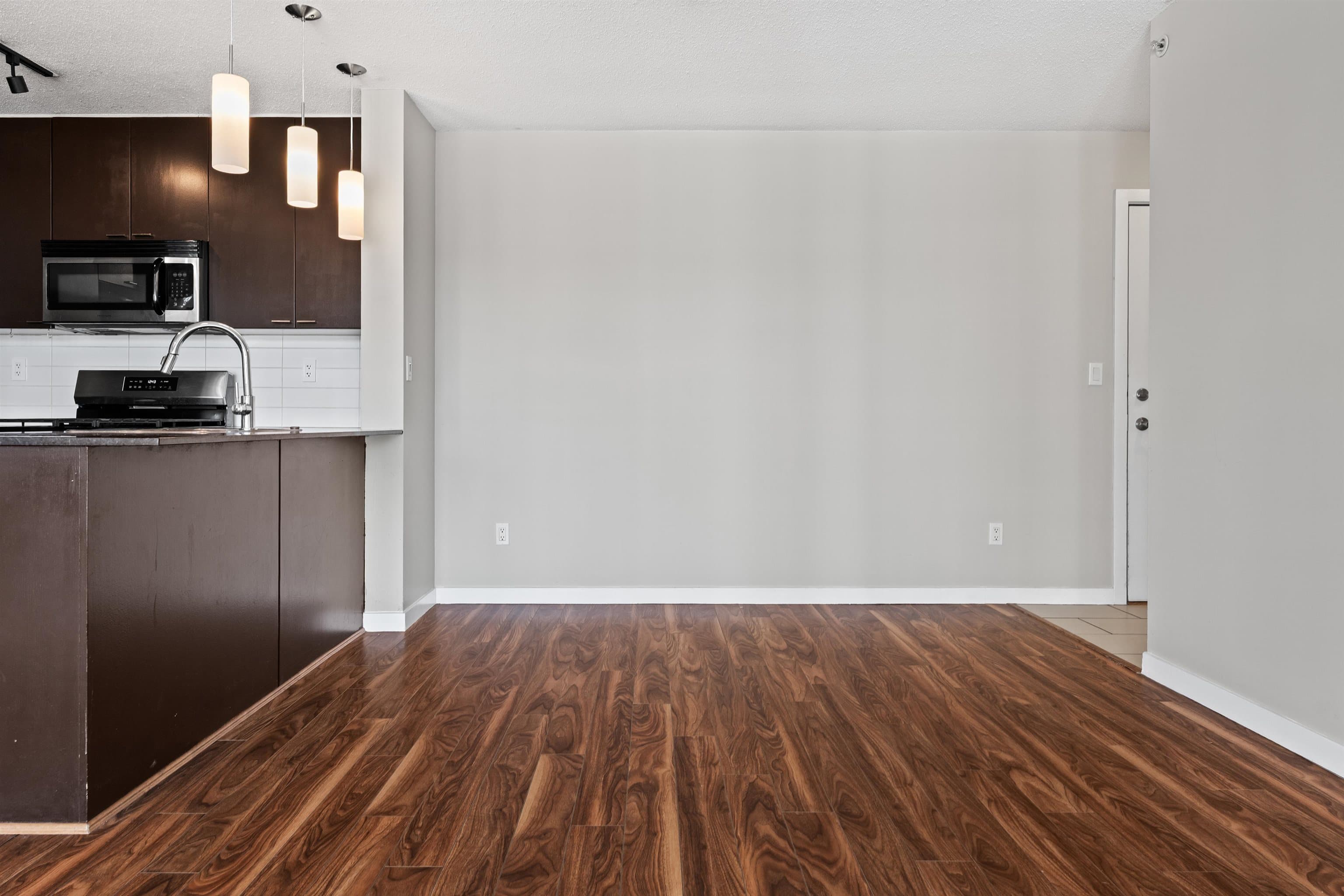 1408 - 39 Sixth Street, New Westminster, V3L 0B3 — photo 5