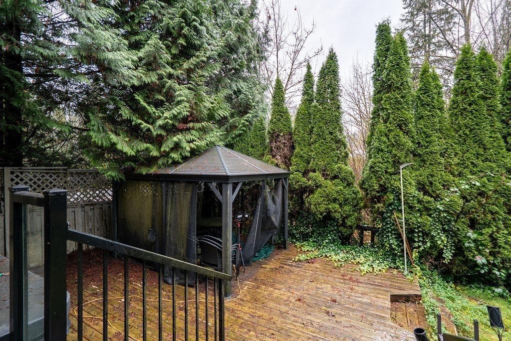 2525 Norcrest Court, Burnaby, V3J 1C7 — photo 2