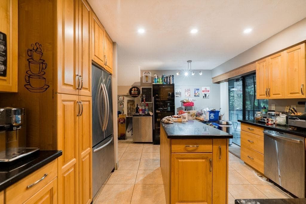 2525 Norcrest Court, Burnaby, V3J 1C7 — photo 4