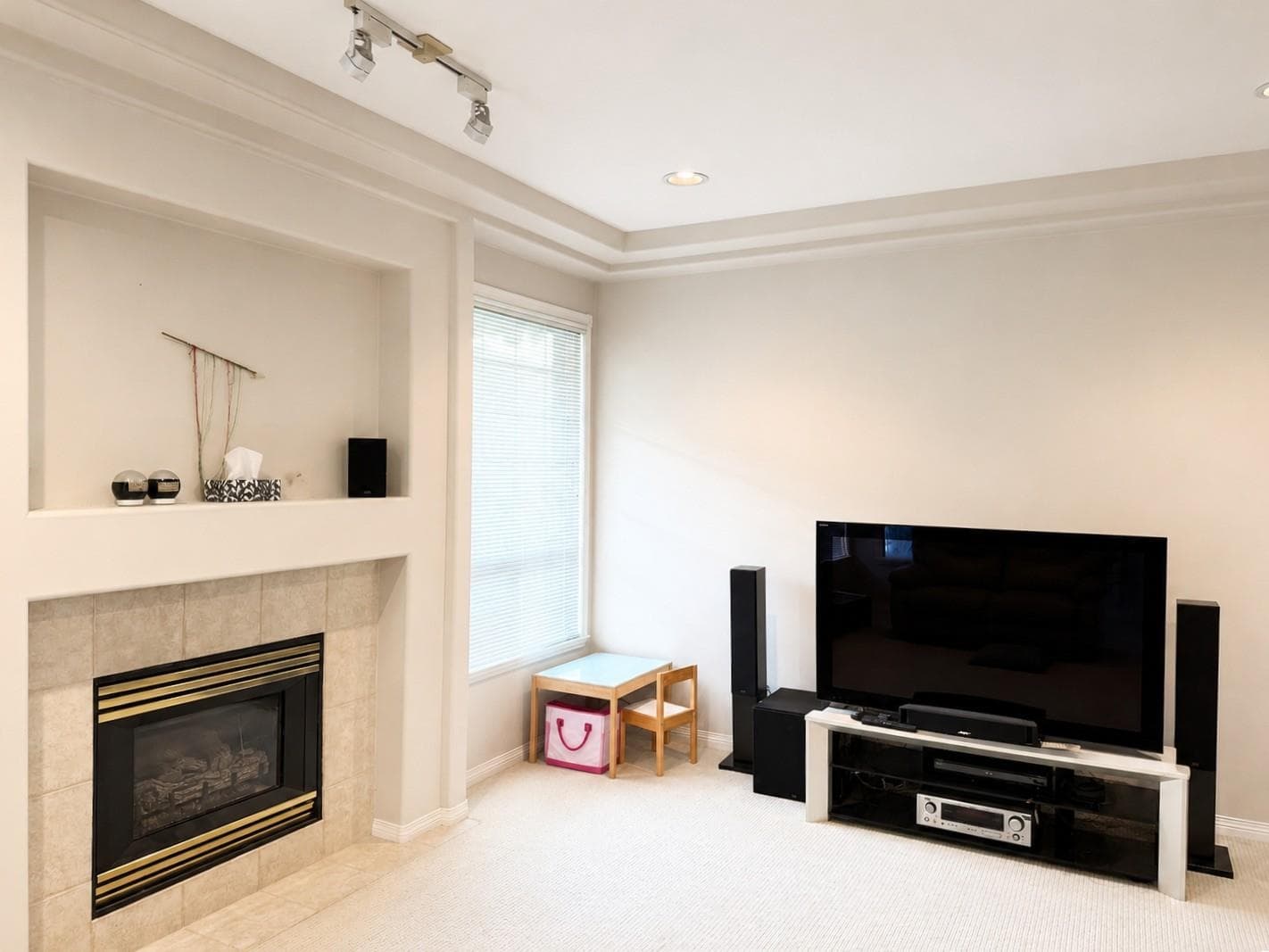 6051 Barnard Drive, Richmond, V7C 5N5 — photo 2