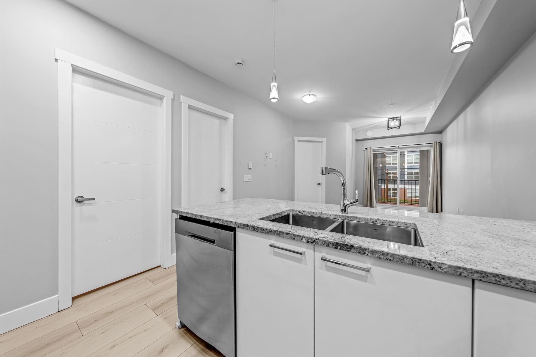 208 - 20175 53 Avenue, Langley, V3A 0J8 — photo 5