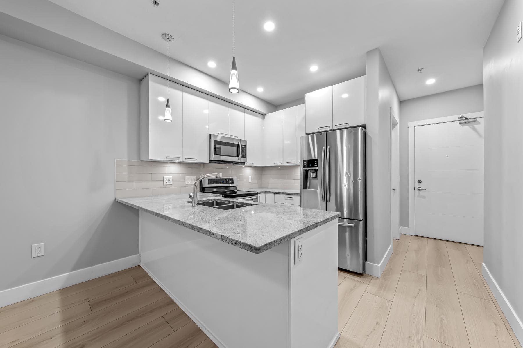 208 - 20175 53 Avenue, Langley, V3A 0J8 — photo 4