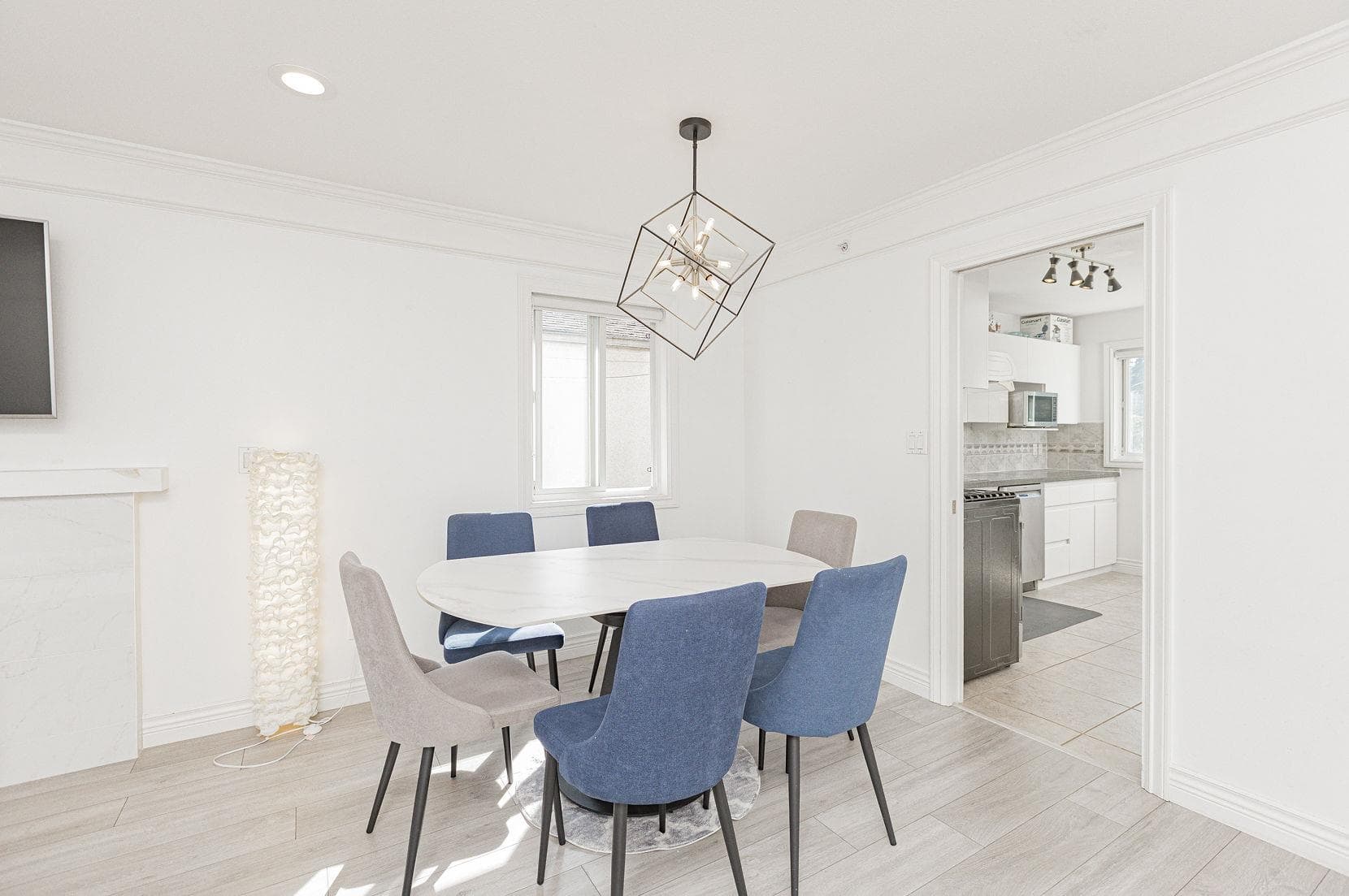 3529 Gladstone Street, Vancouver, V5N 4Y8 — photo 3