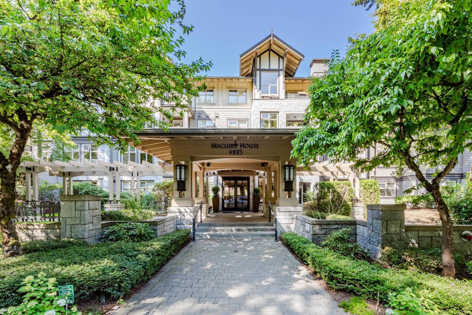209 - 4885 Valley Drive, Vancouver, V6J 5M7 — photo 1