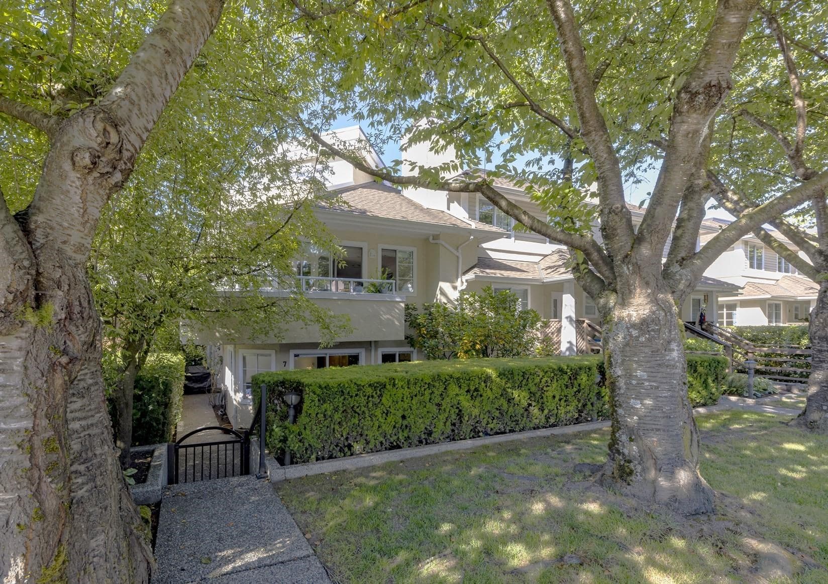 7 - 249 E 4th Street, North Vancouver, V7L 1J1 — photo 1