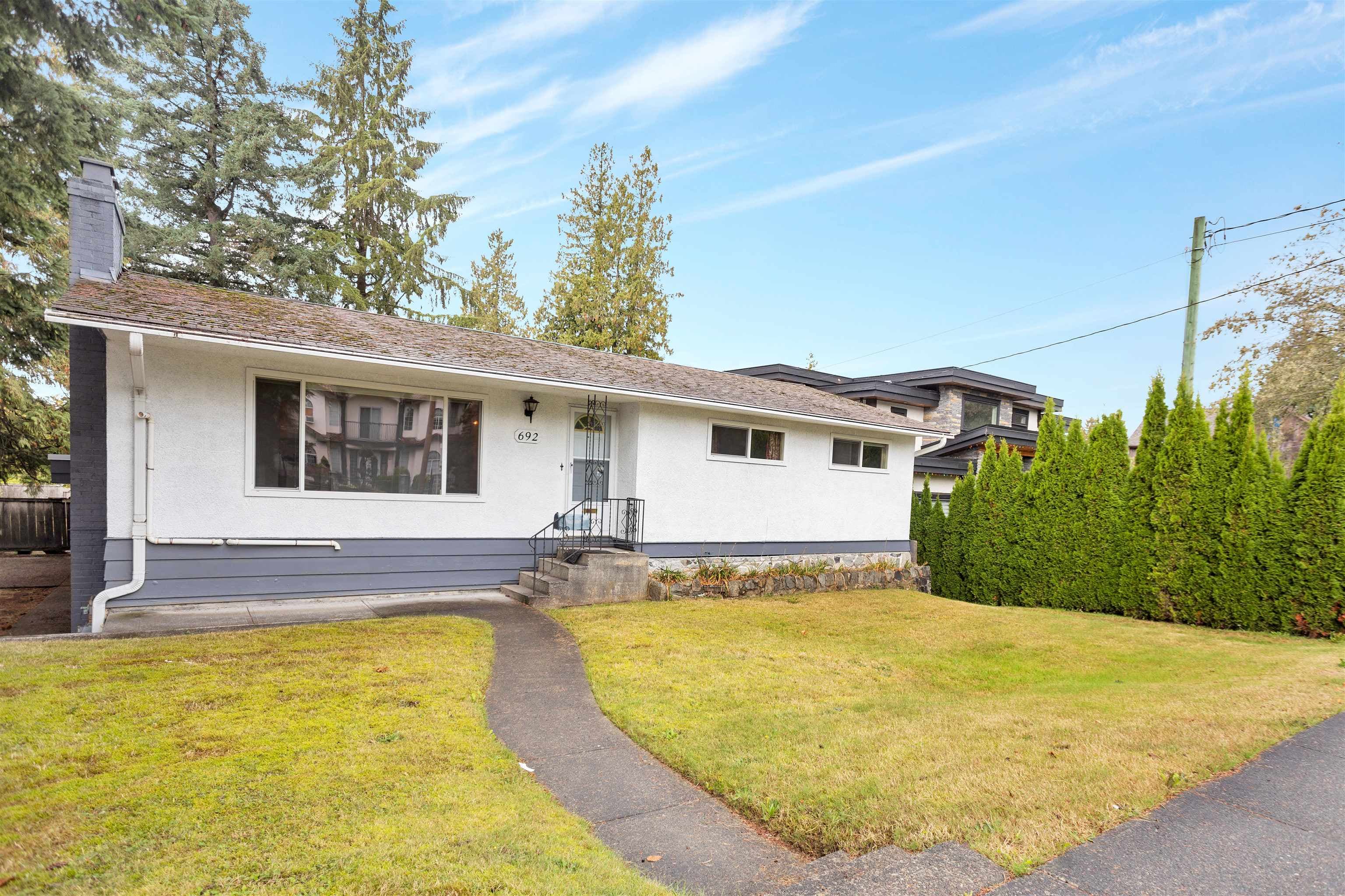 692 Blue Mountain Street, Coquitlam, V3J 4R9 — photo 1