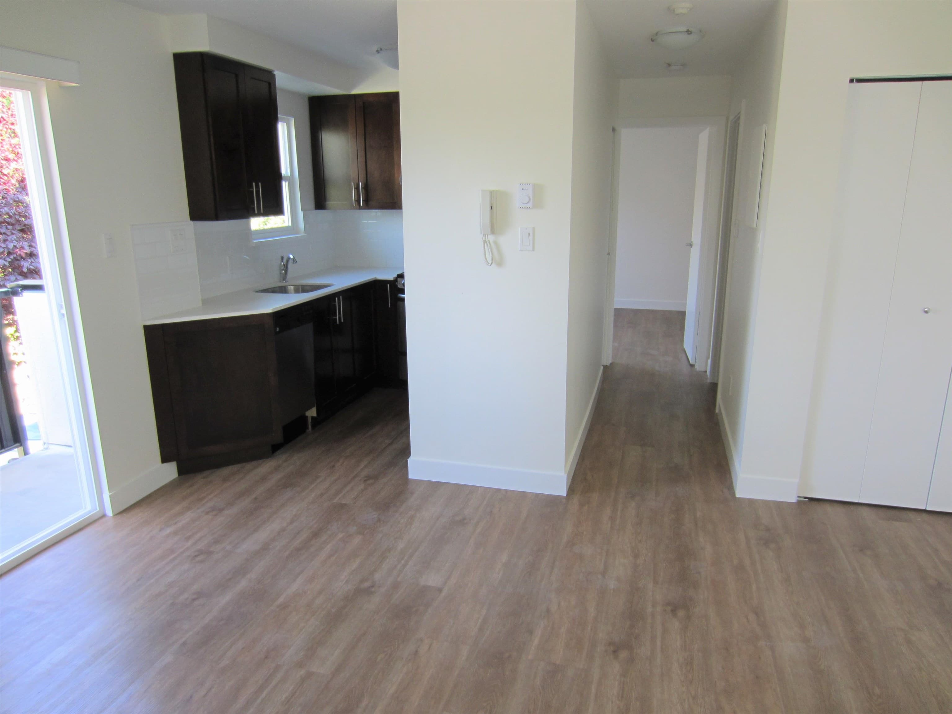 1986 Woodland Drive, Vancouver, V5N 3N8 — photo 3