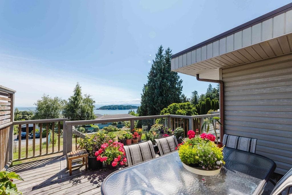 6505 Meier Road, Sechelt, V7Z 0S8 — photo 4