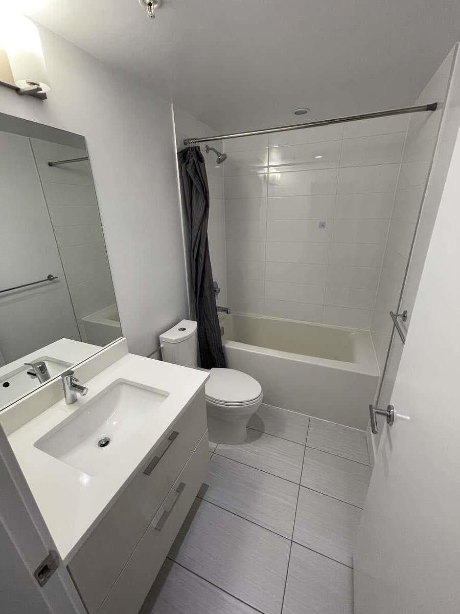 518 Whiting Way, Coquitlam, V3J 0H7 — photo 5