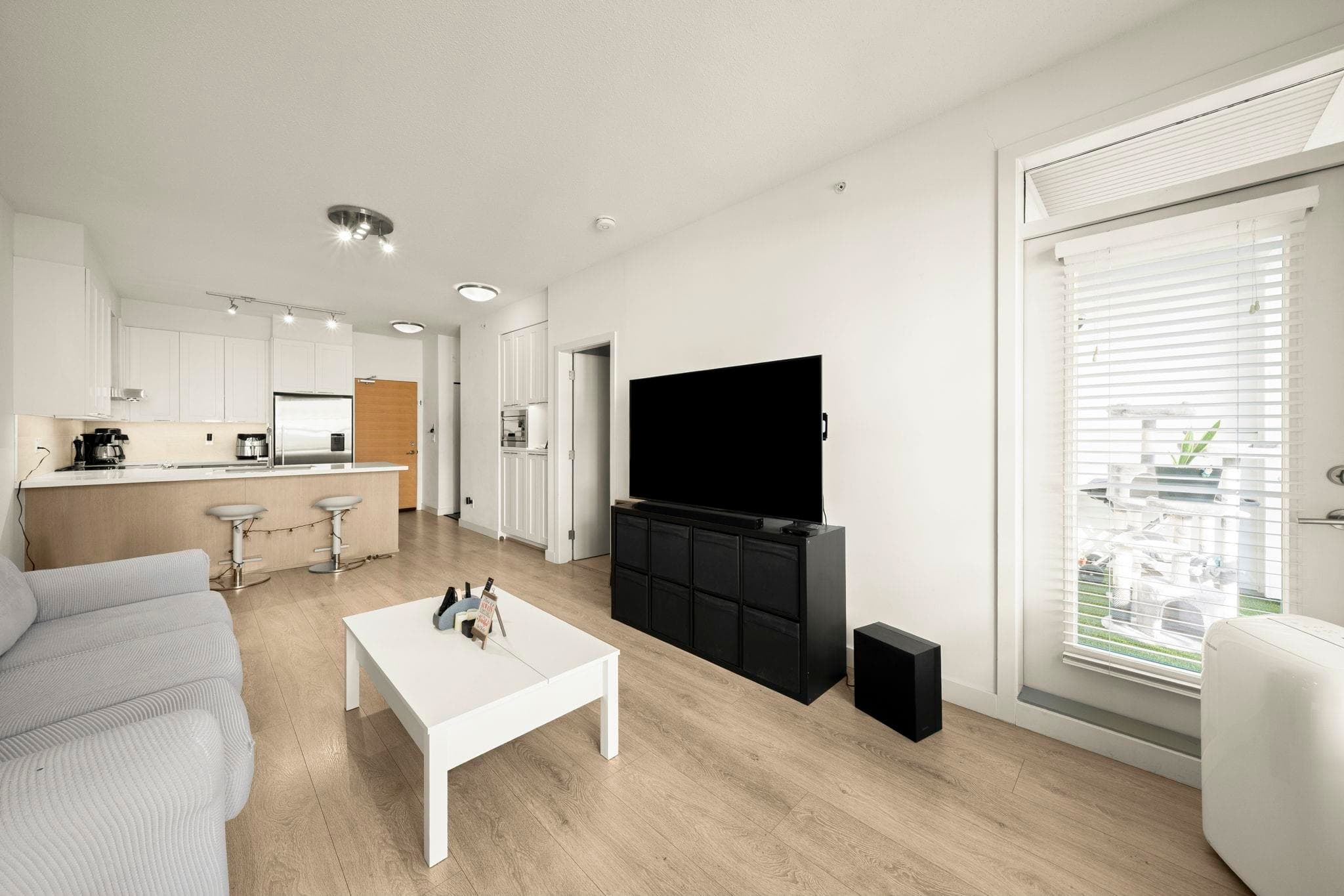 412 - 611 Regan Avenue, Coquitlam, V3J 0E5 — photo 4