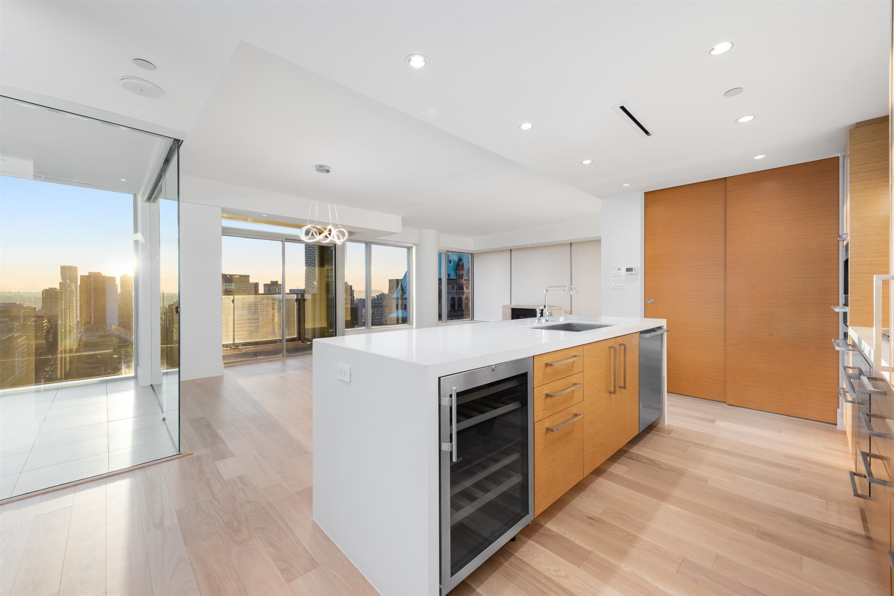 2301 - 667 Howe Street, Vancouver, V6C 0B5 — photo 4
