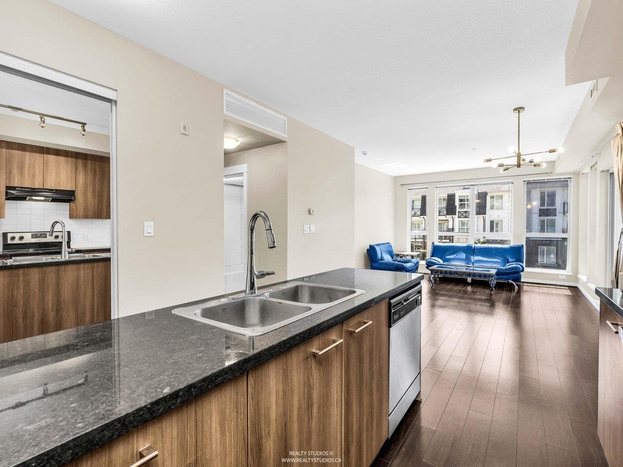 392 - 4133 Stolberg Street, Richmond, V6X 0J3 — photo 2