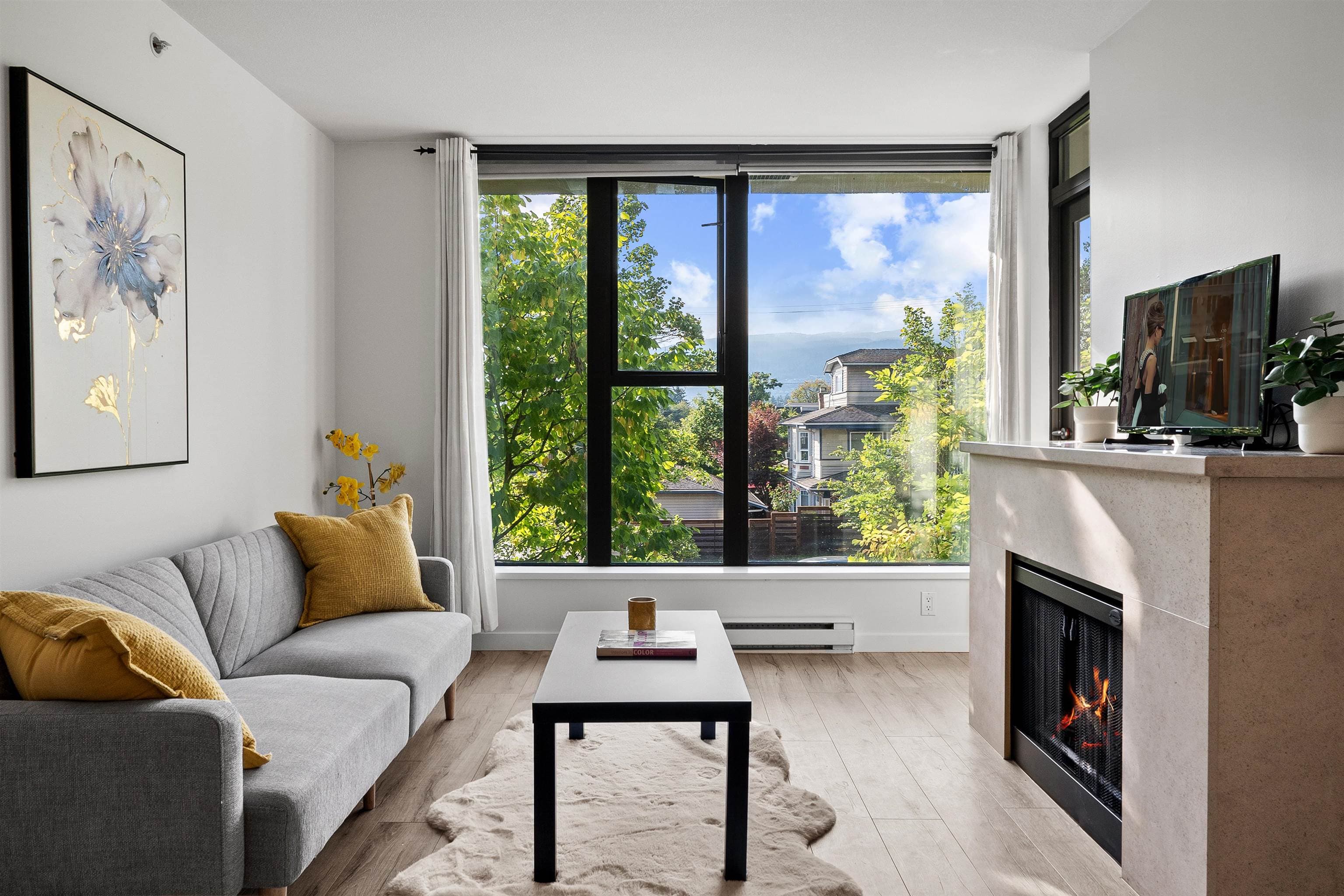306 - 683 W Victoria Park, North Vancouver, V7M 0A2 — photo 3
