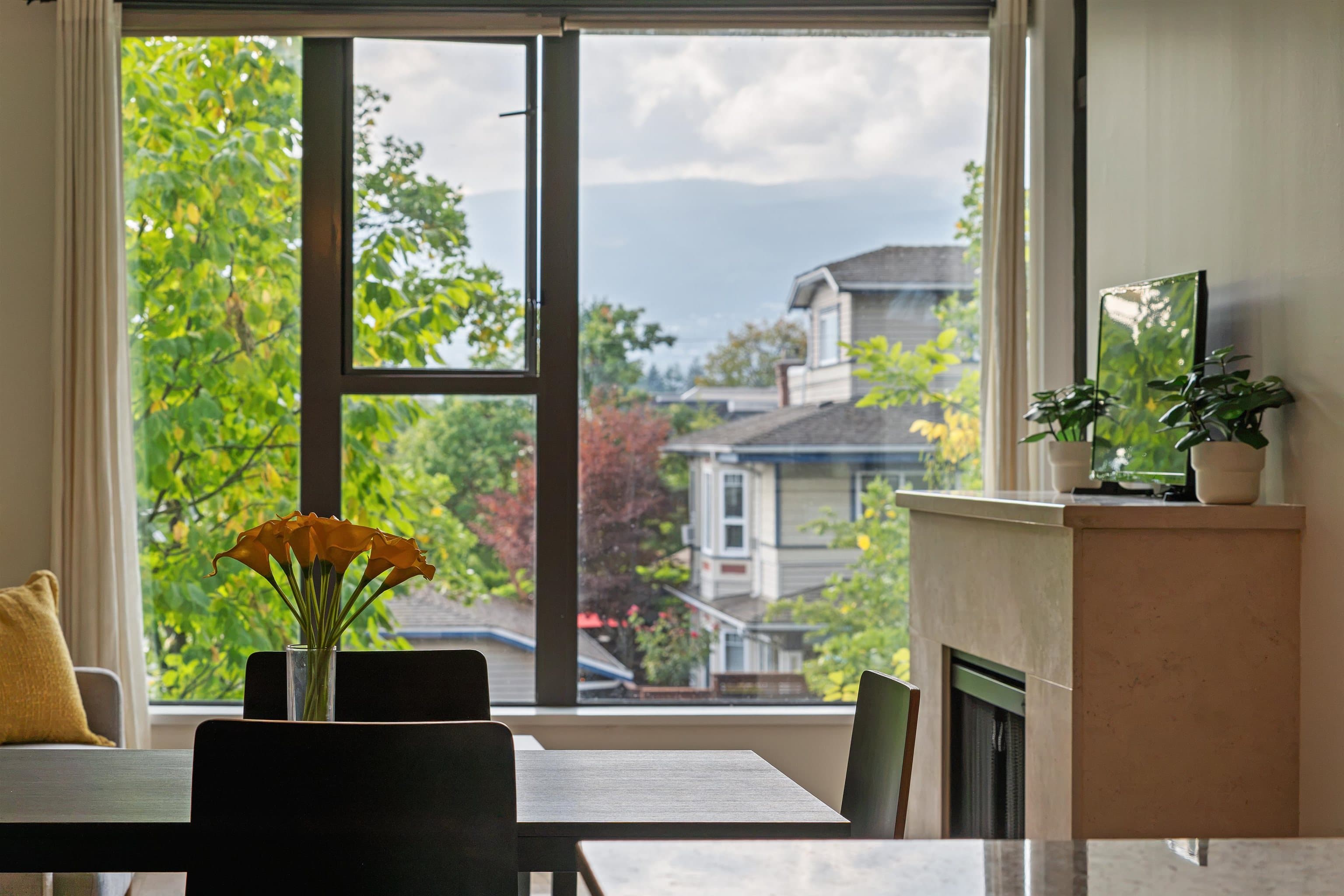 306 - 683 W Victoria Park, North Vancouver, V7M 0A2 — photo 4
