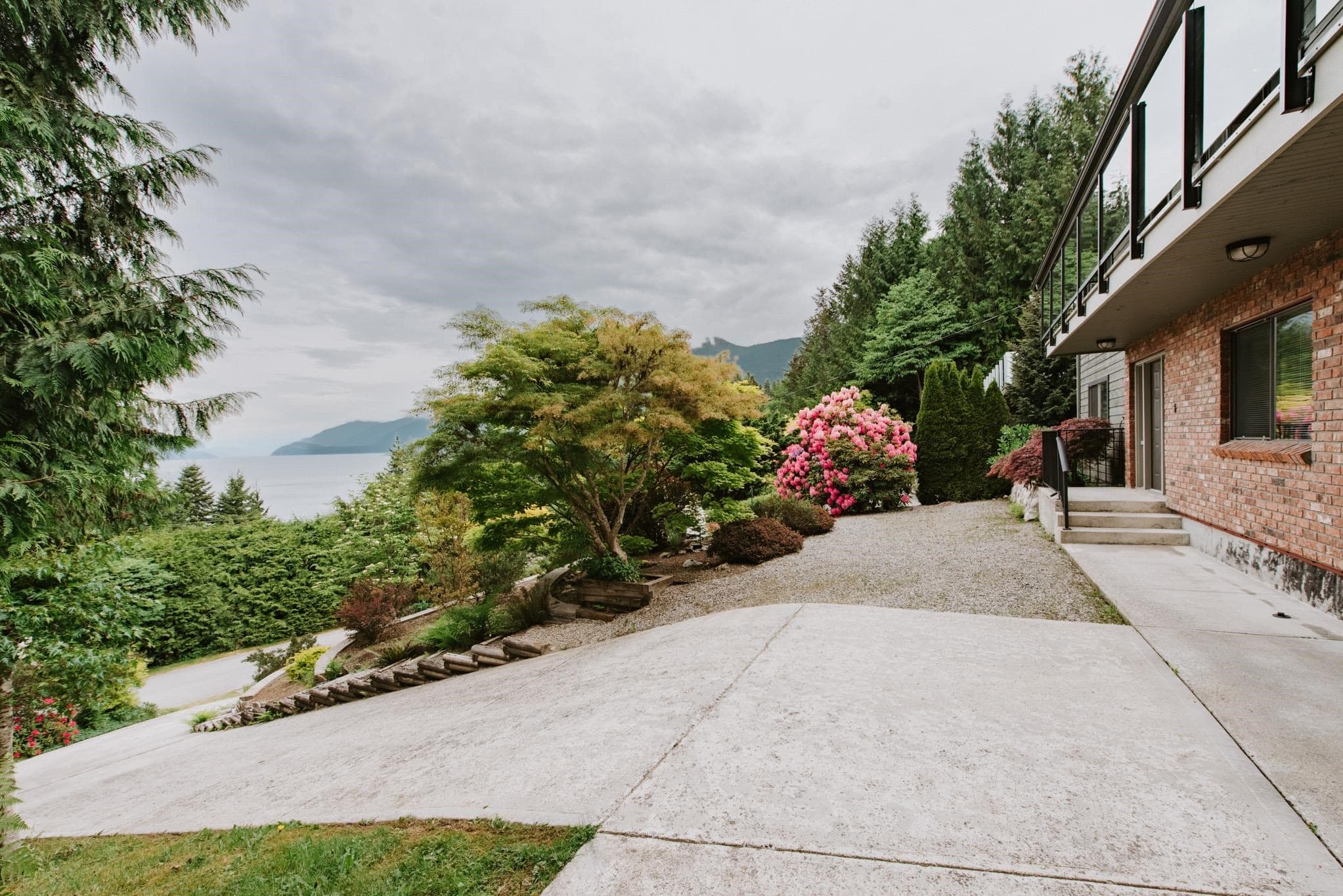 6950 Porpoise Drive, Sechelt, V7Z 0C8 — photo 5