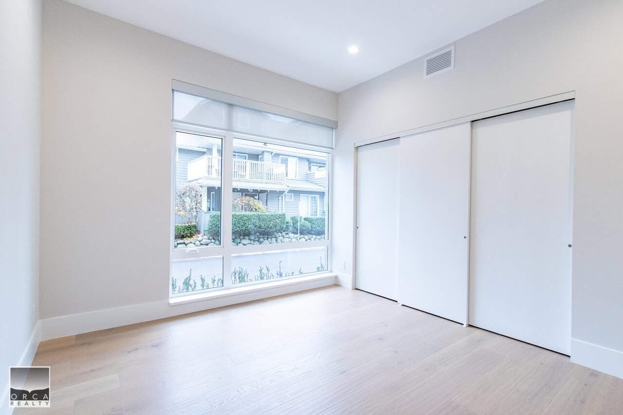 102 - 1591 Bowser Avenue, North Vancouver, V7P 1Z4 — photo 4
