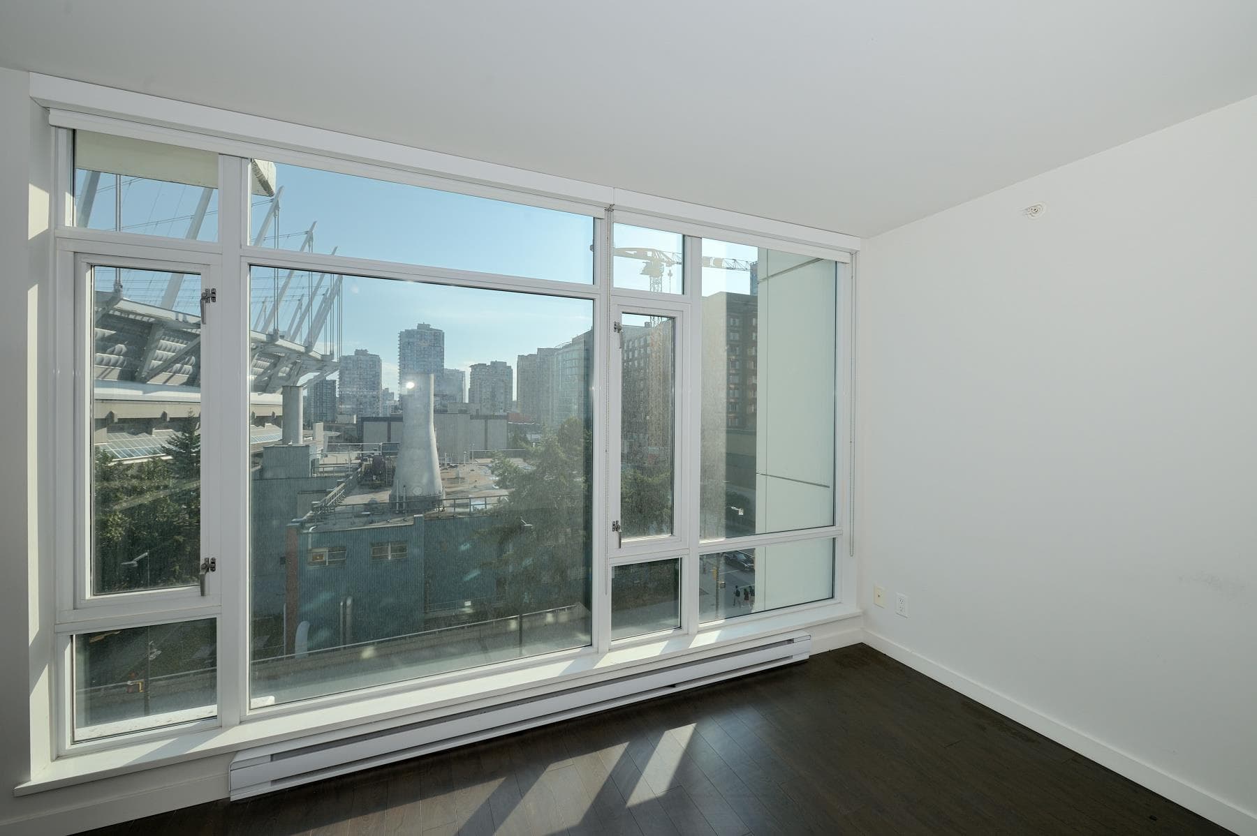 705 - 161 W Georgia Street, Vancouver, V6B 0K9 — photo 5