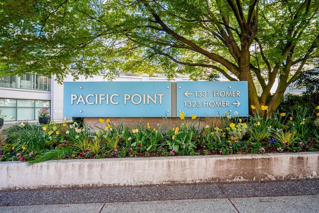 402 - 1323 Homer Street, Vancouver, V6B 5T1 — photo 3