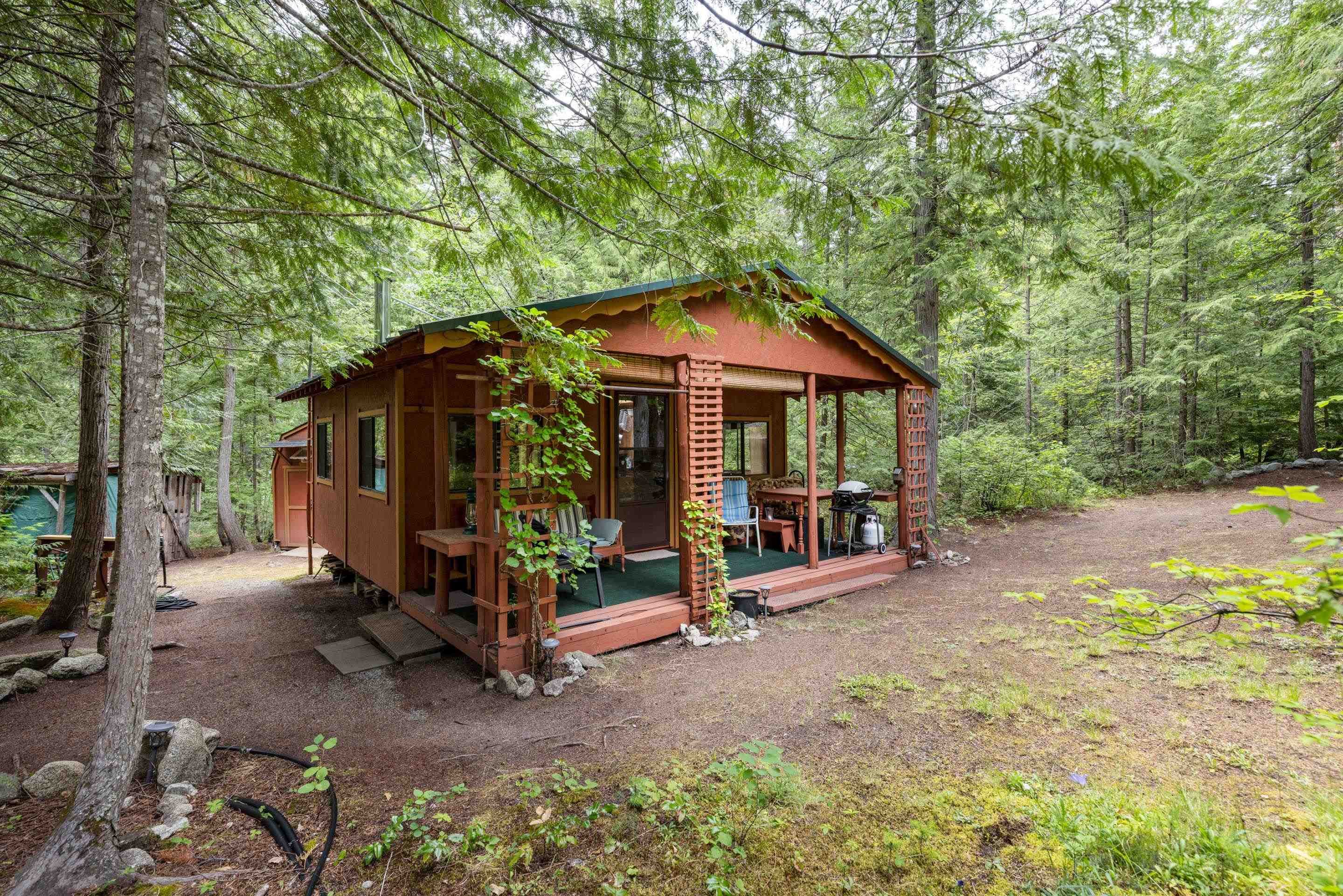 9540 Pemberton Portage Road, Pemberton, V0N 2L1 — photo 1