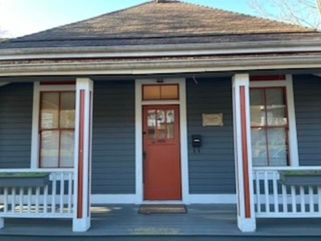 324 Tenth Street, New Westminster, V3M 3Y5 — photo 1