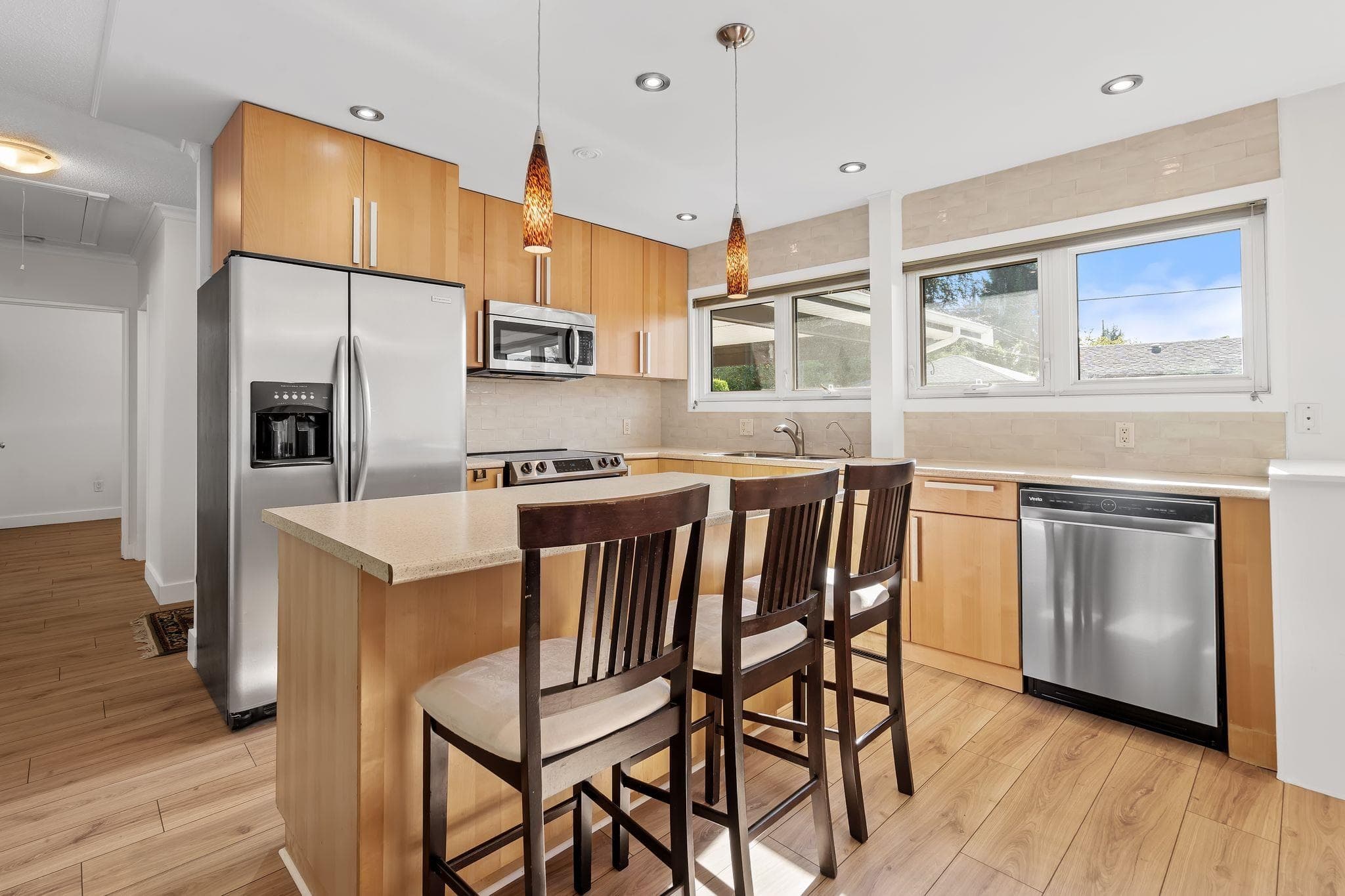 1216 Pinewood Crescent, North Vancouver, V7P 1E9 — photo 5