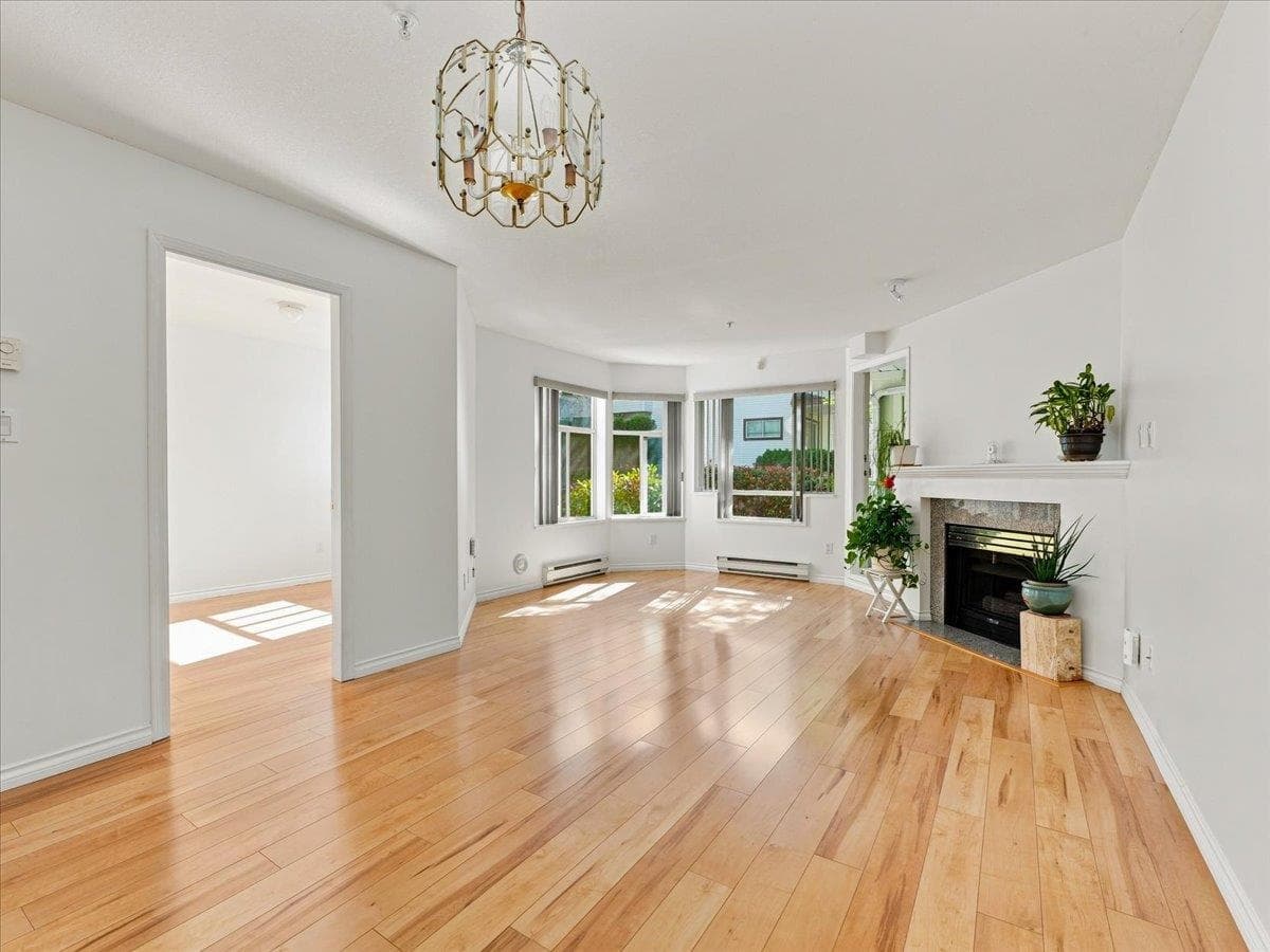 207 - 3638 Rae Avenue, Vancouver