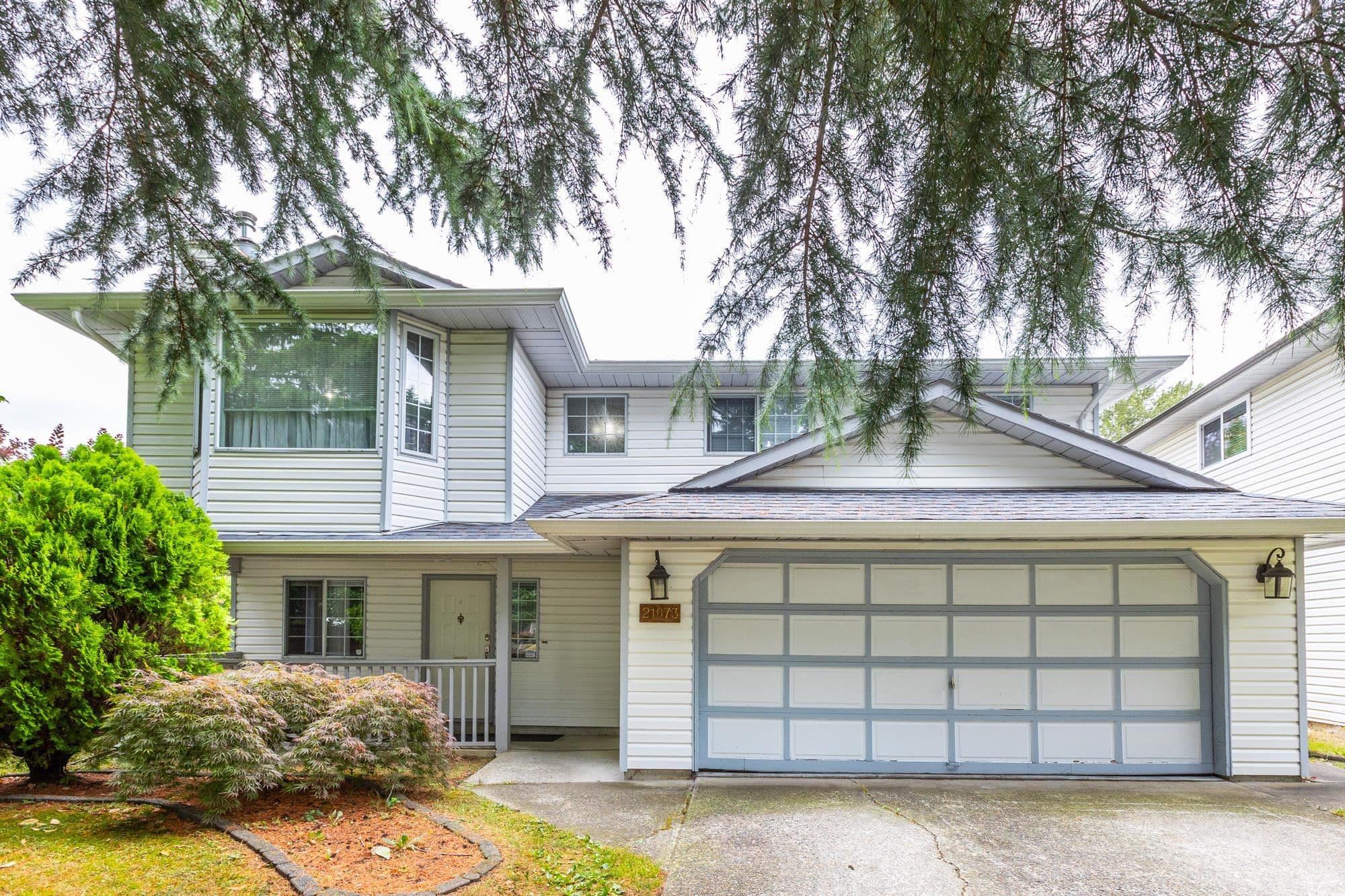 21073 93 Avenue, Langley