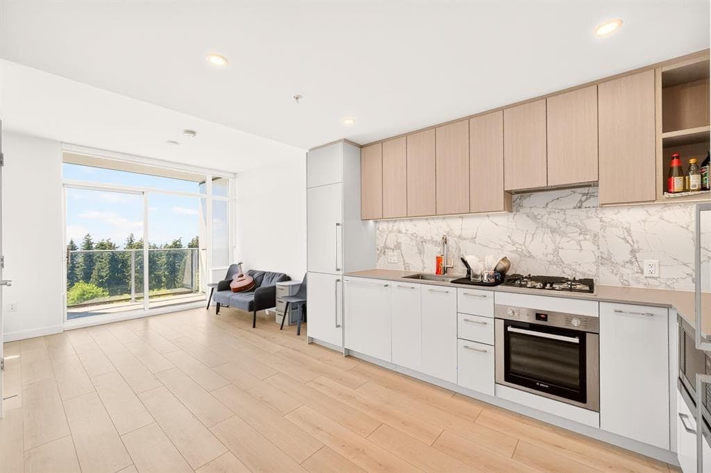 13xx - 6468 Willingdon Avenue, Burnaby, V5H 0L3 — photo 2