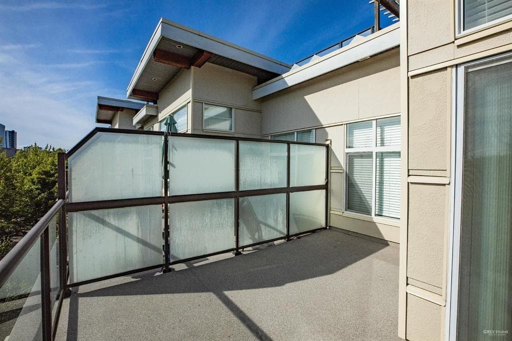 402 - 6328 Larkin Drive, Vancouver, V6T 2K2 — photo 4