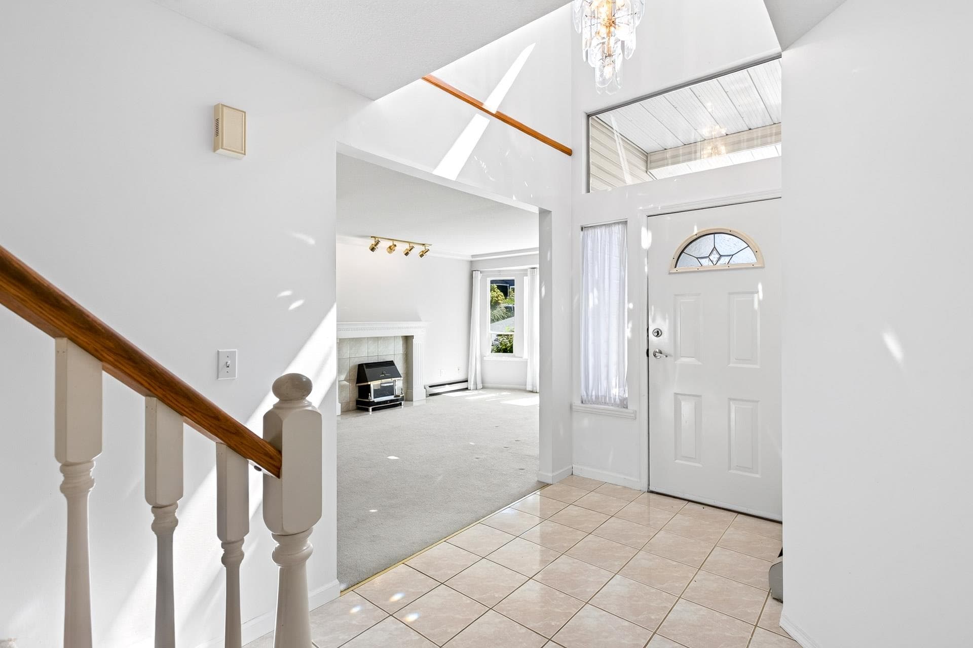 1273 Benneck Way, Port Coquitlam, V3C 5Y8 — photo 4