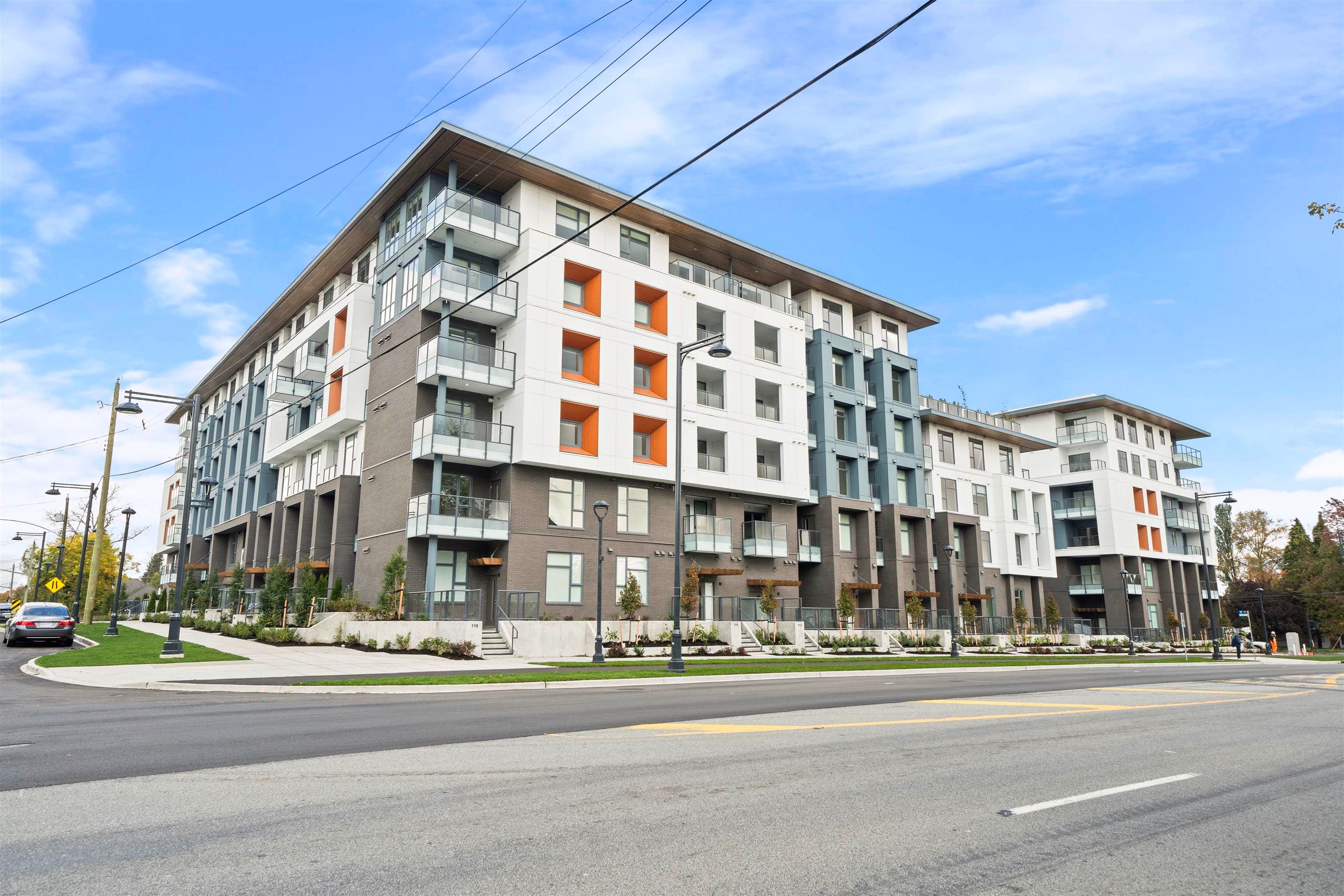 305 - 10828 139a Street, Surrey, V3R 0H3 — photo 1