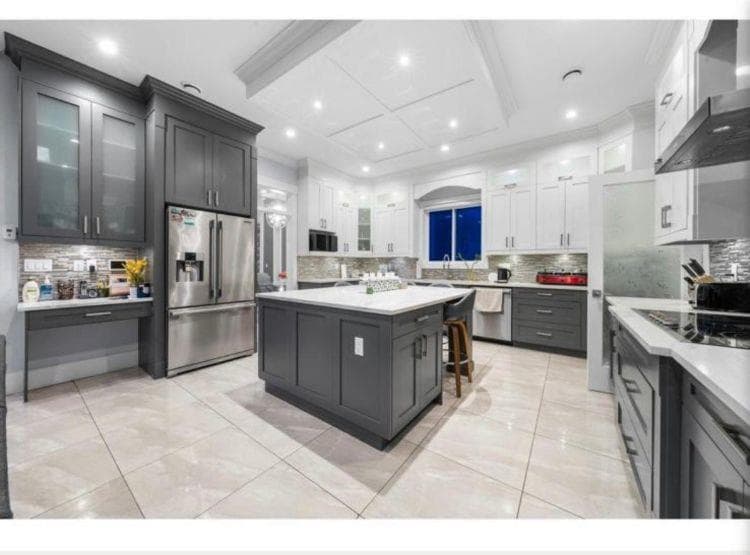6637 121a Street, Surrey, V3W 0H8 — photo 2