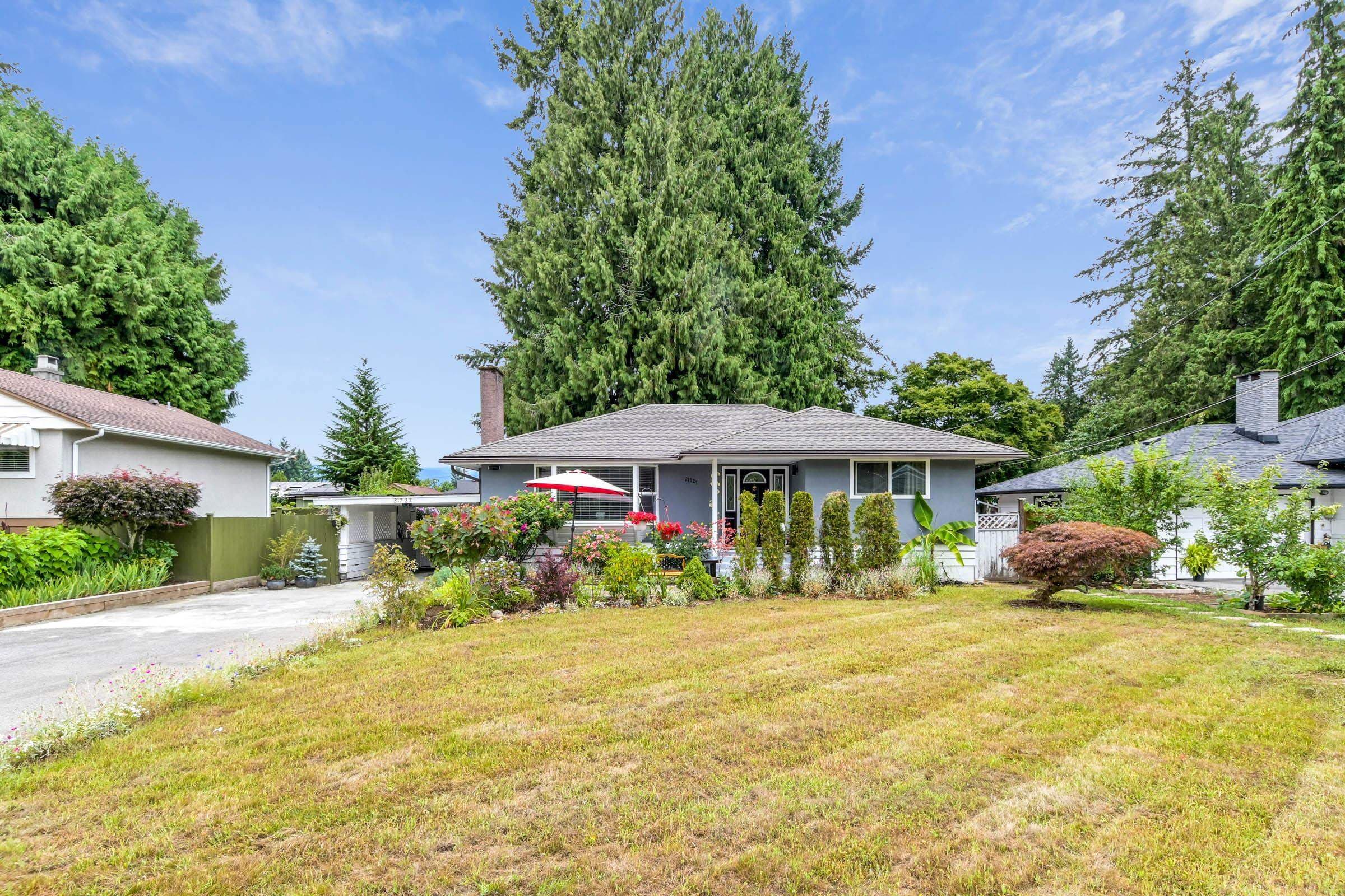 21727 Ridgeway Crescent, Maple Ridge, V2X 3Z6 — photo 1