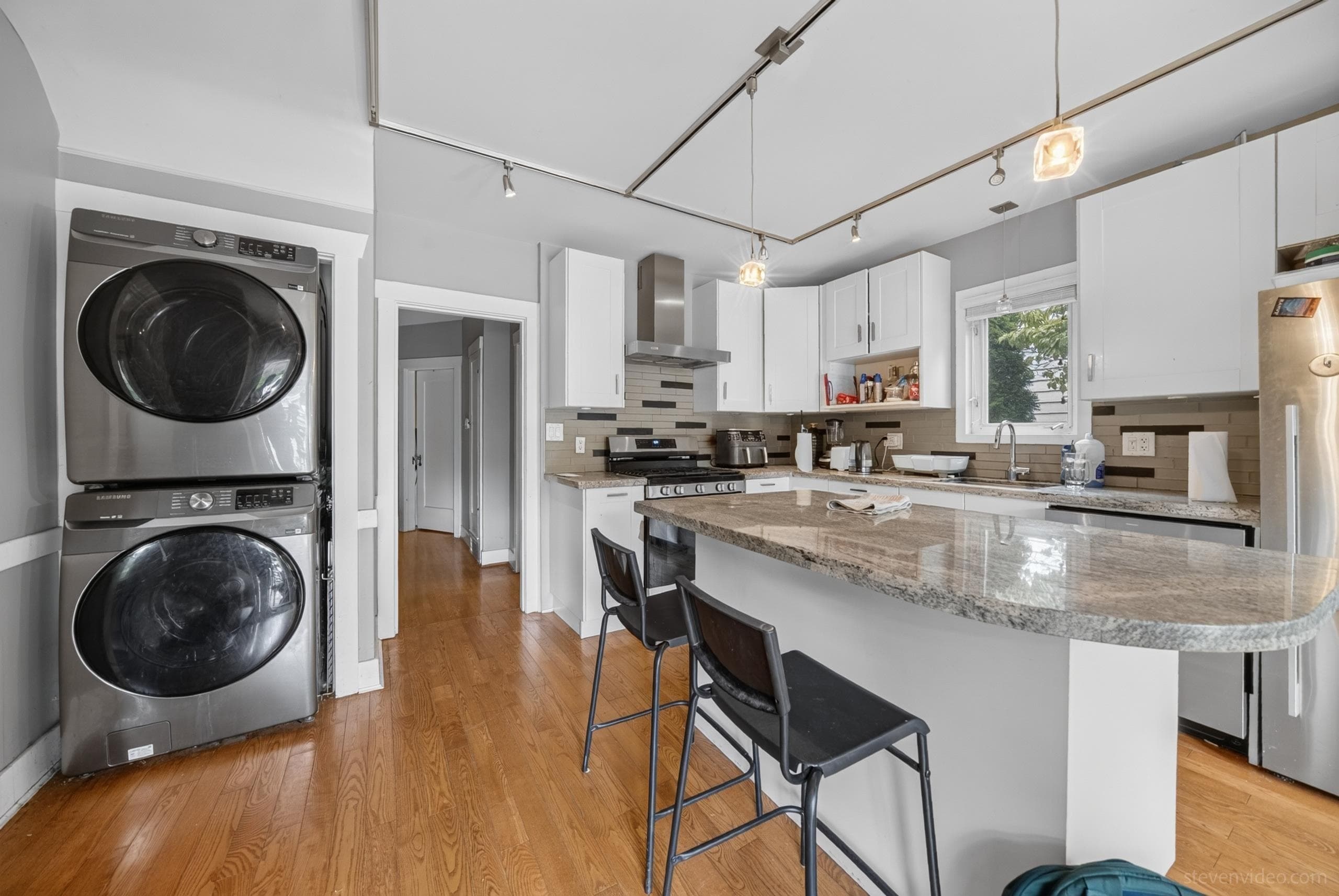 38xx W 20th Avenue, Vancouver, V6S 1G2 — photo 2