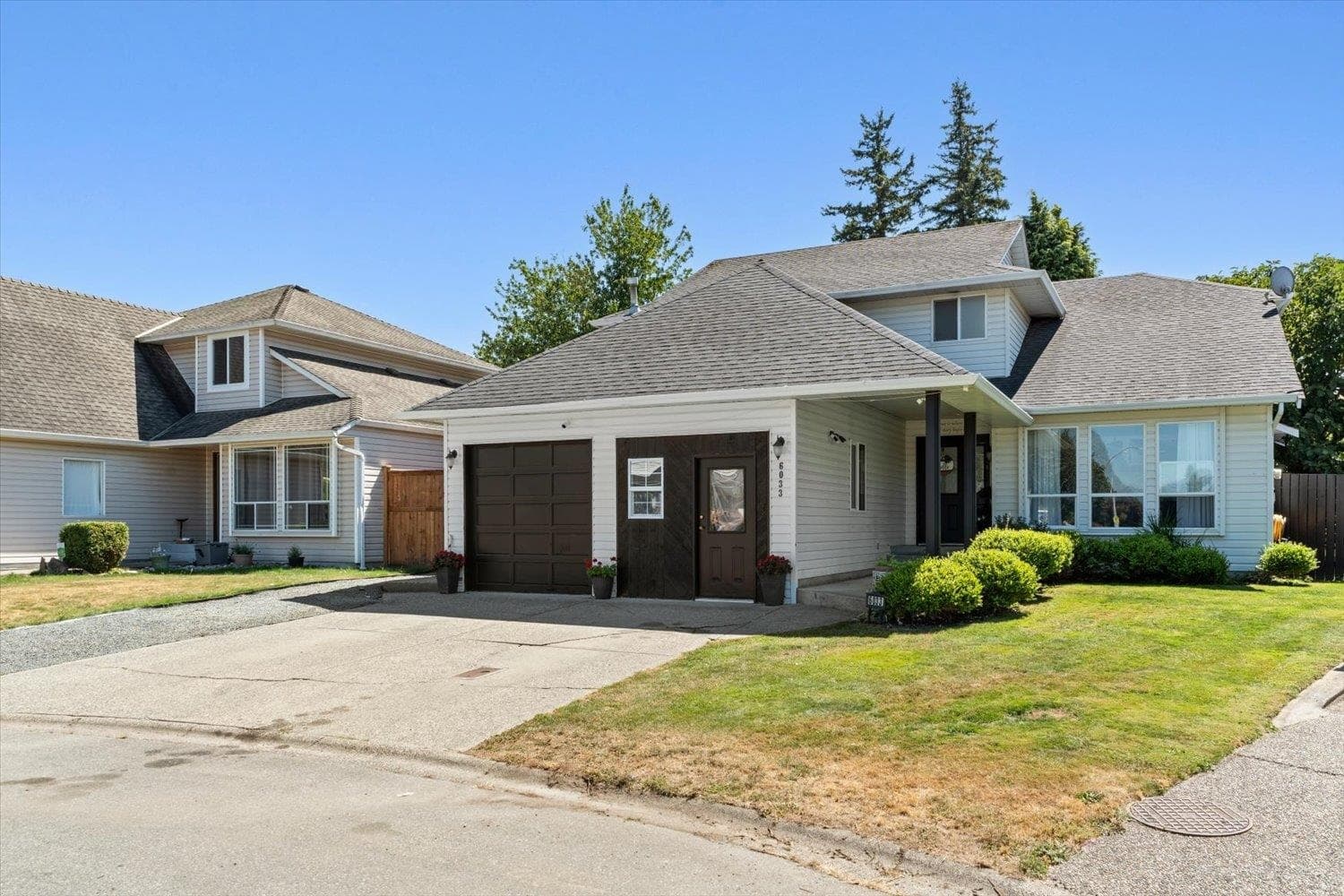 6033 Glenroy Drive, Chilliwack, V2R 2H8 — photo 2