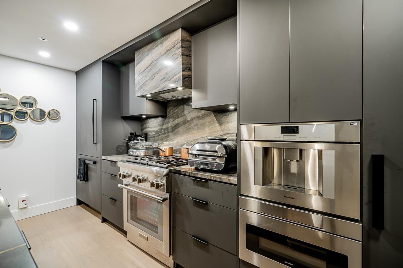 2207 - 198 Aquarius Mews, Vancouver, V6Z 2Y4 — photo 5