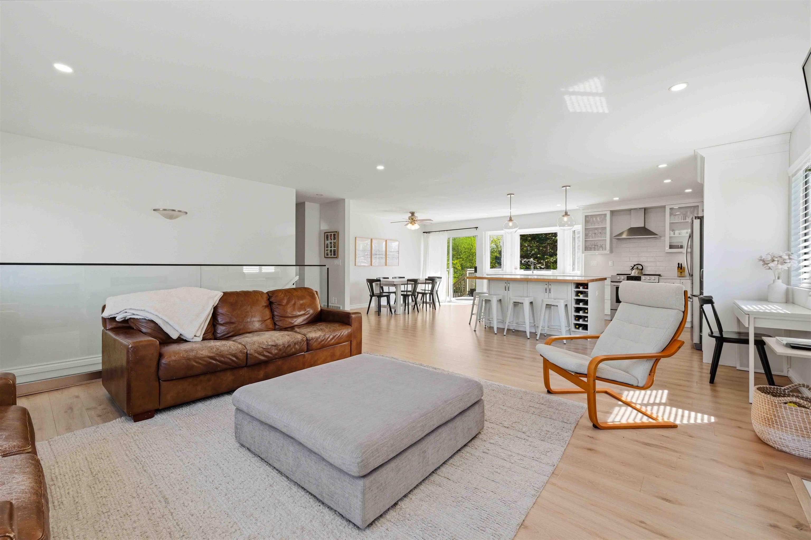 16162 8a Avenue, Surrey, V4A 8W7 — photo 5
