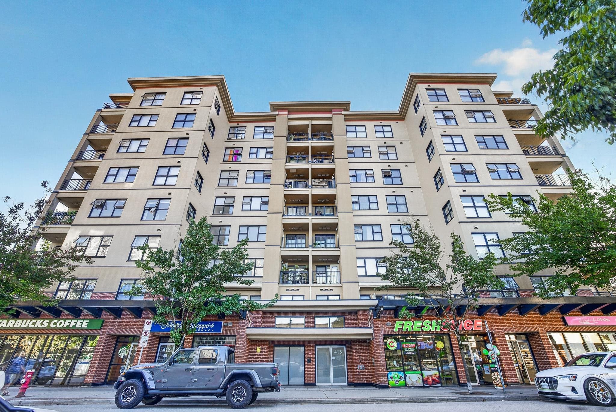 704 - 415 E Columbia Street, New Westminster, V3L 0B4 — photo 2