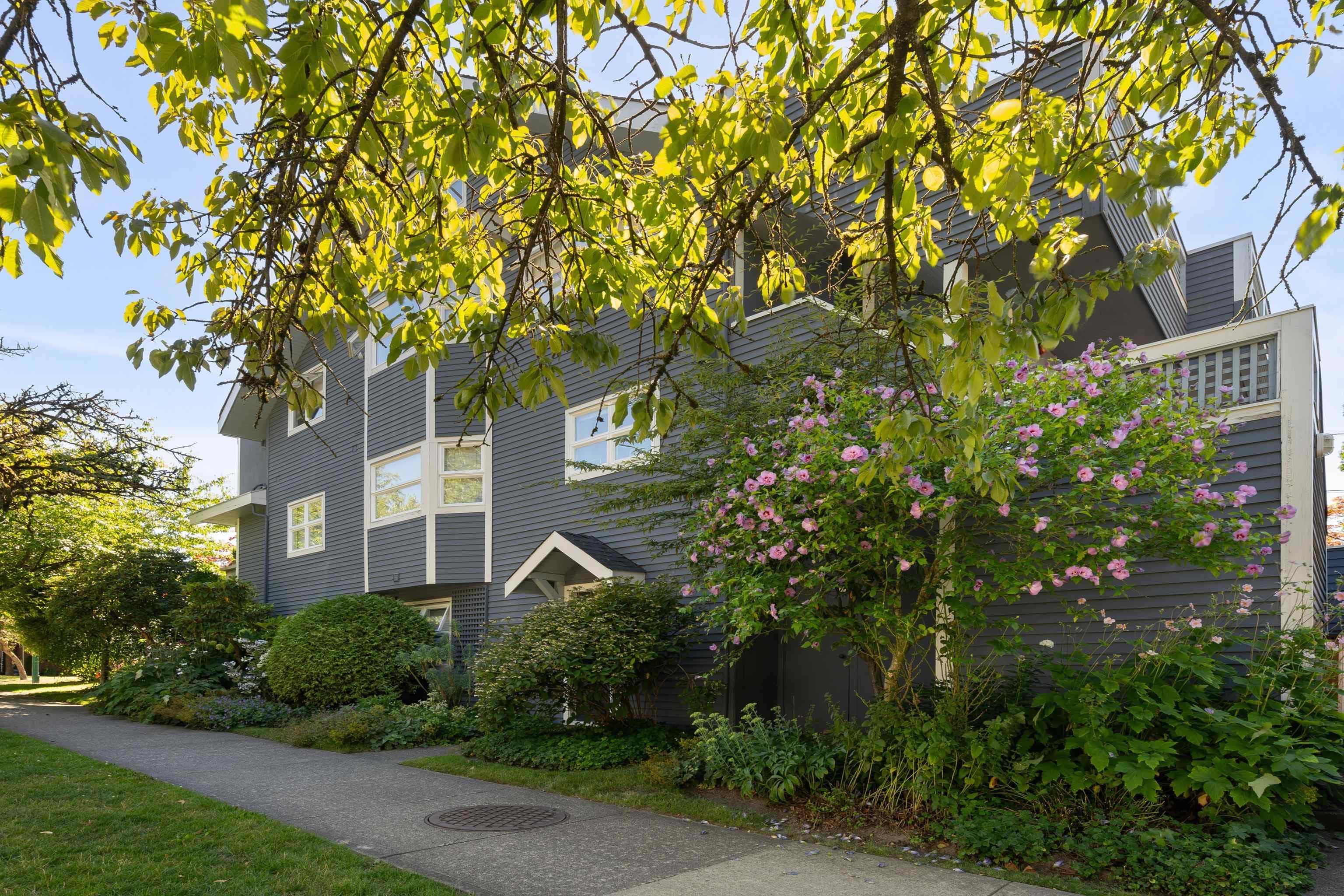 3085 Maple Street, Vancouver